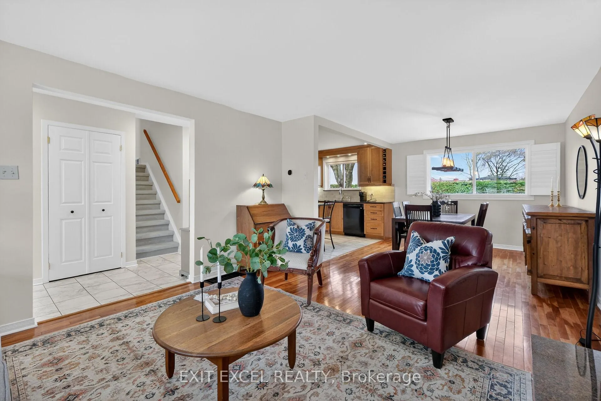 Photo 7 of 1554 Rosebella Avenue, Ottawa, Blossom Park/Kemp Park/Findlay Creek — HOMEH