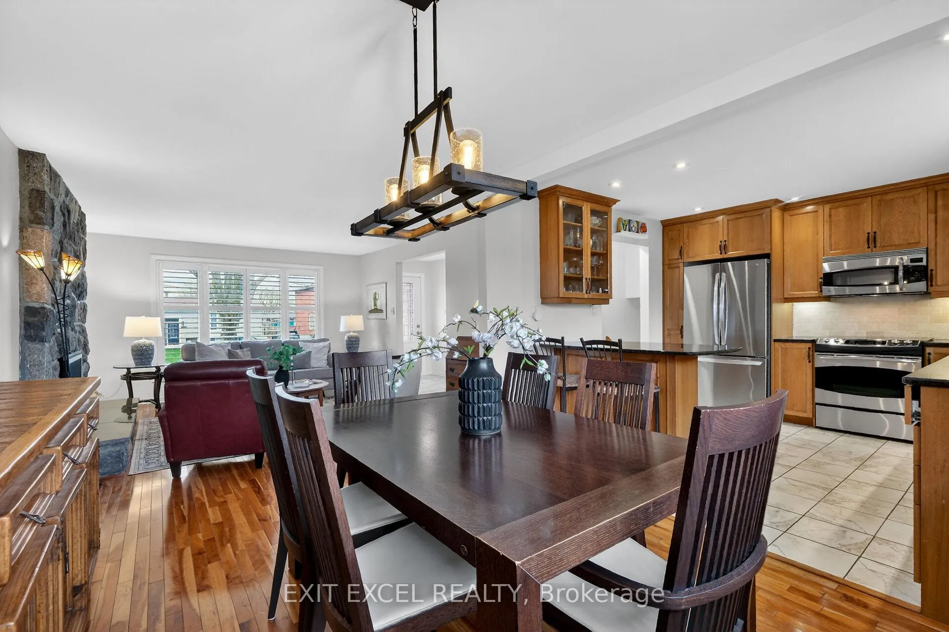 Photo 10 of 1554 Rosebella Avenue, Ottawa, Blossom Park/Kemp Park/Findlay Creek — HOMEH