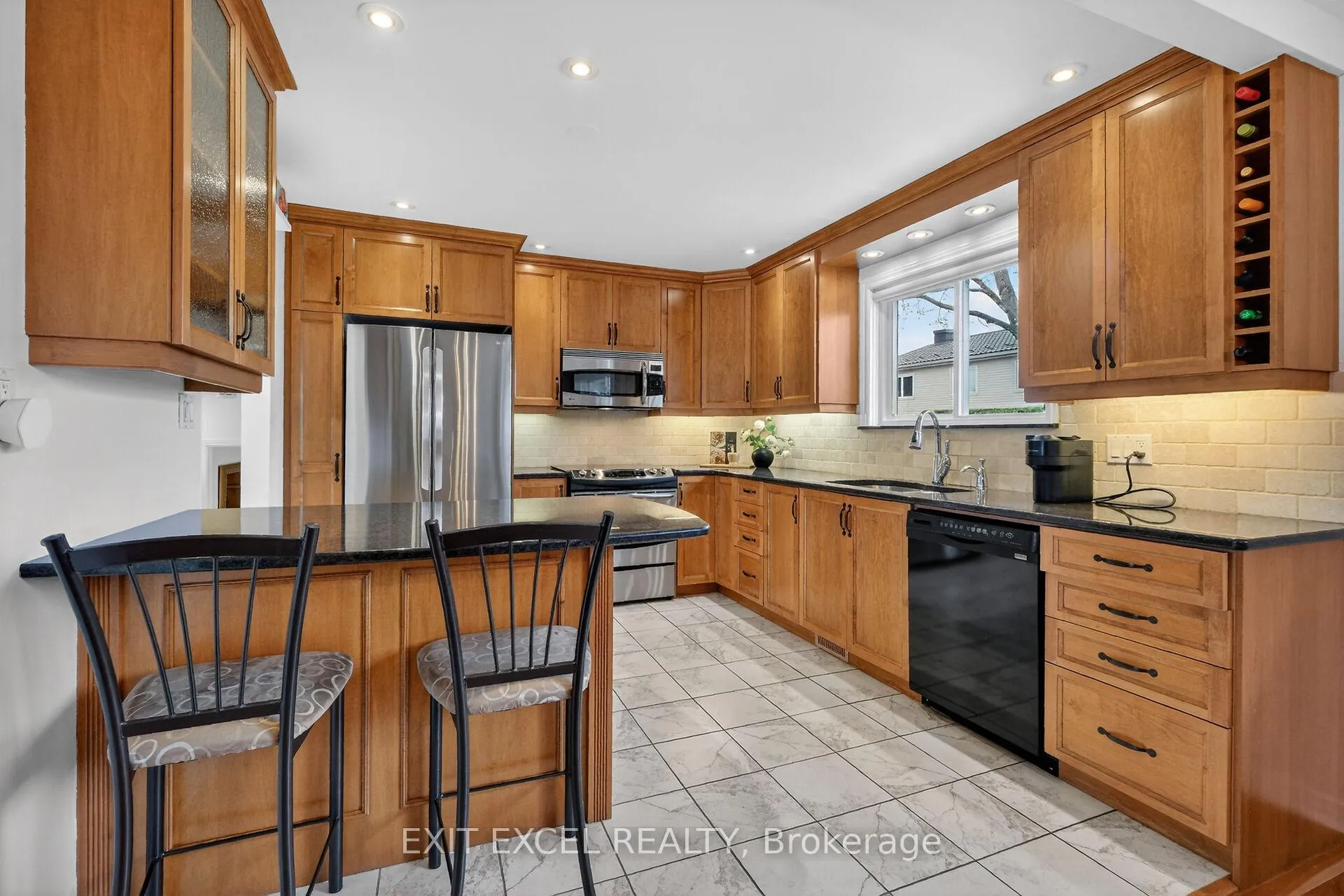 Photo 12 of 1554 Rosebella Avenue, Ottawa, Blossom Park/Kemp Park/Findlay Creek — HOMEH