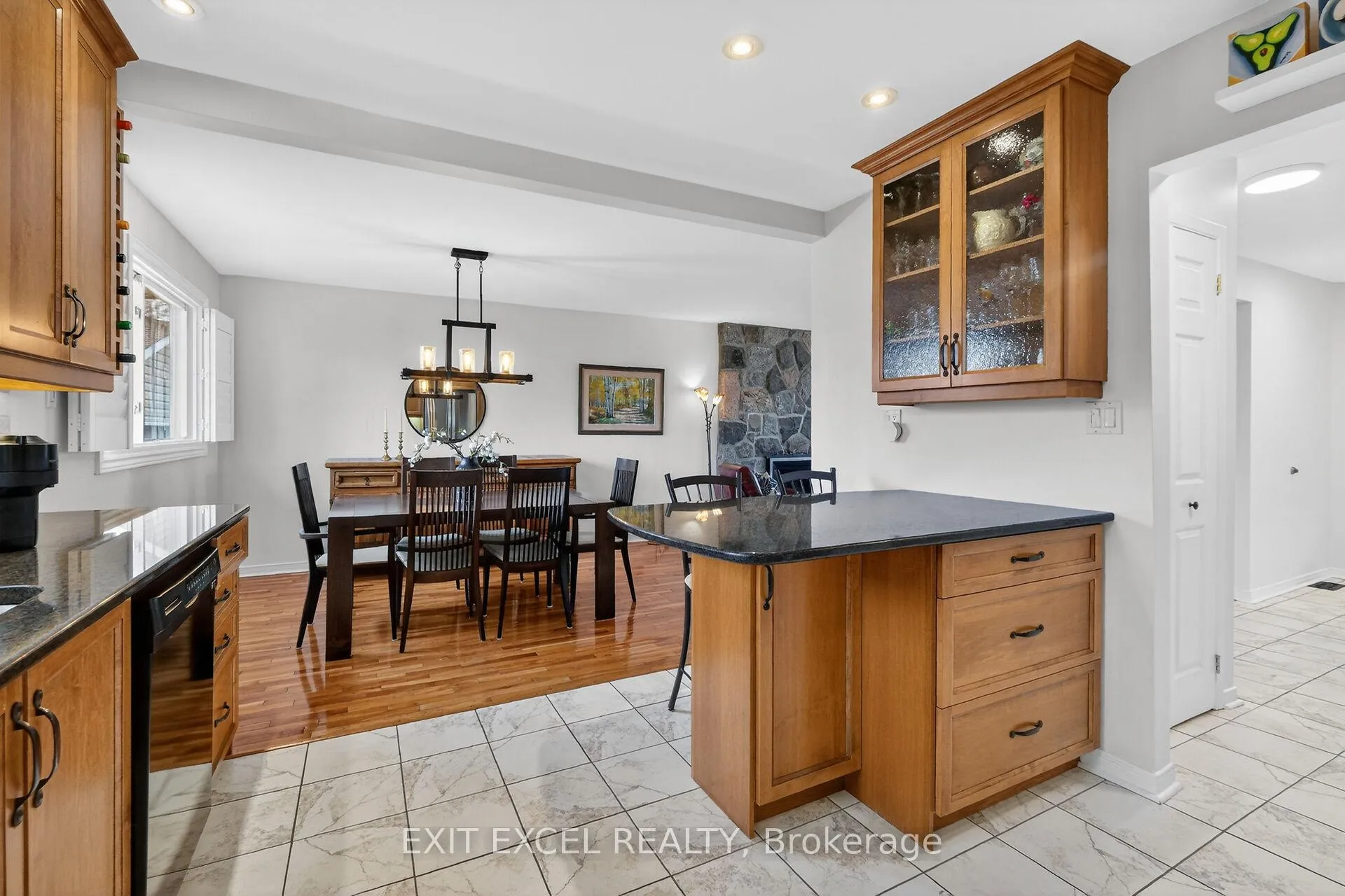 Photo 13 of 1554 Rosebella Avenue, Ottawa, Blossom Park/Kemp Park/Findlay Creek — HOMEH