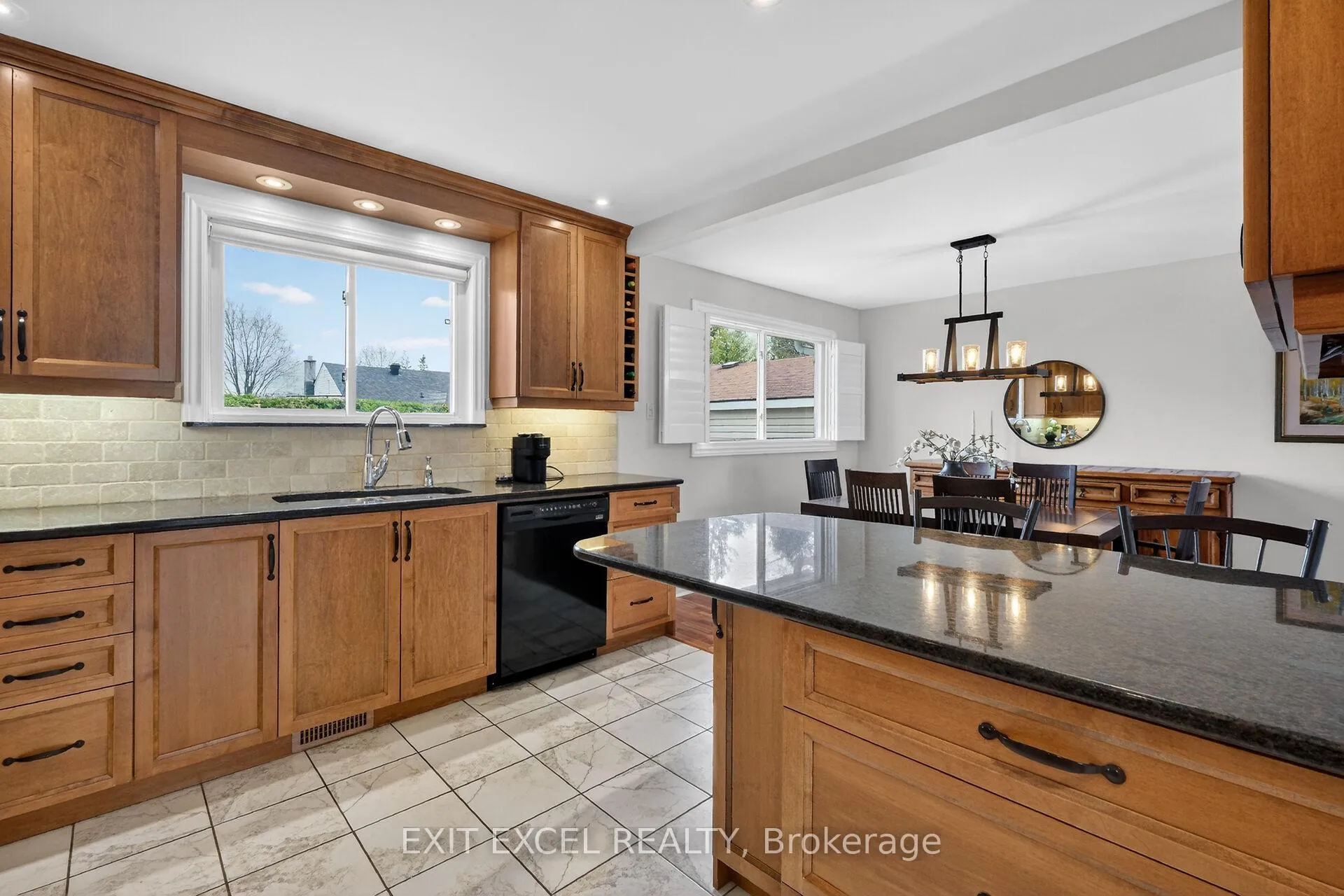 Photo 14 of 1554 Rosebella Avenue, Ottawa, Blossom Park/Kemp Park/Findlay Creek — HOMEH