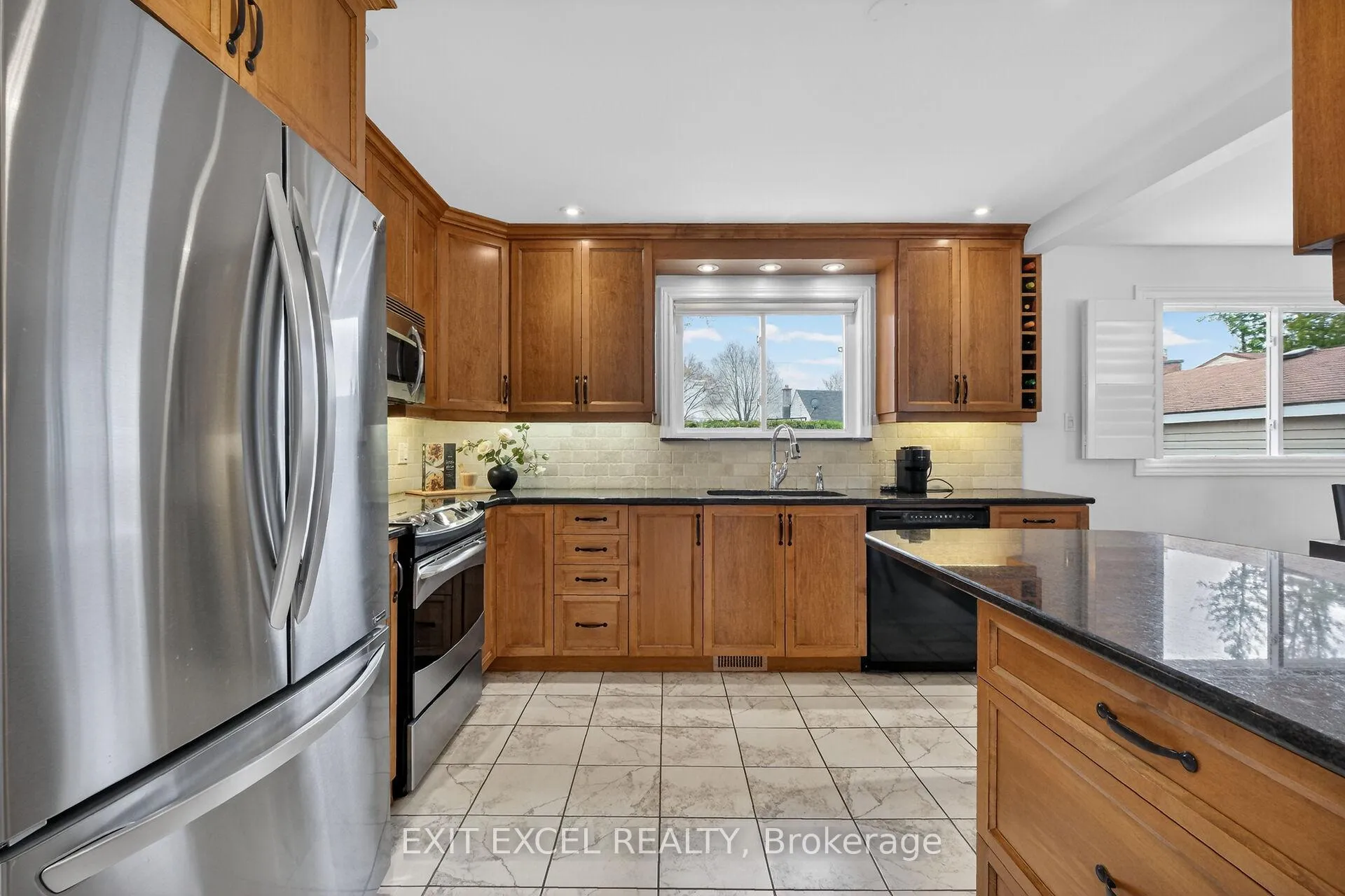 Photo 16 of 1554 Rosebella Avenue, Ottawa, Blossom Park/Kemp Park/Findlay Creek — HOMEH