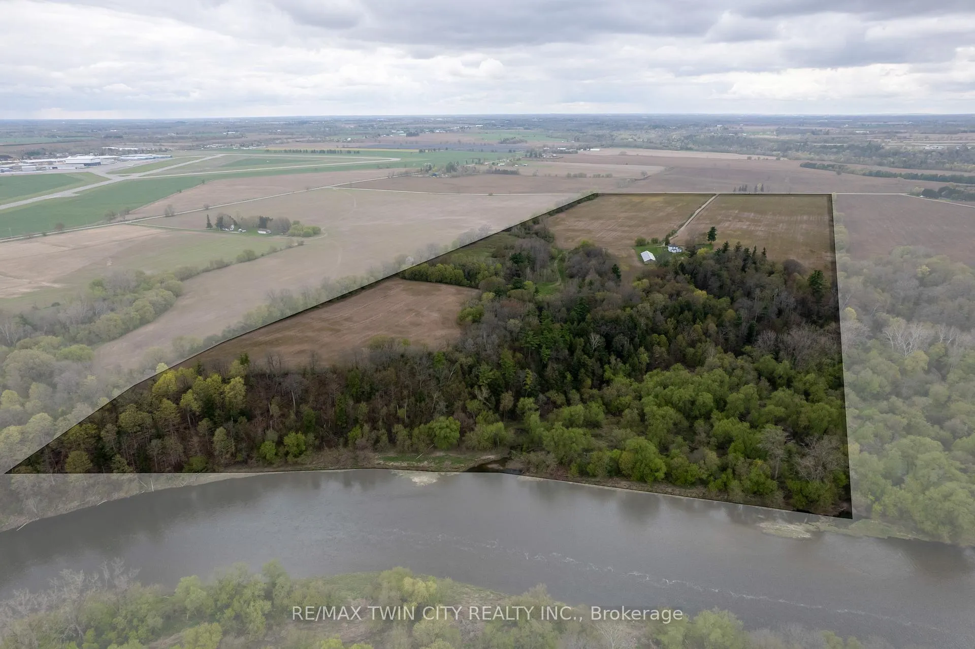 Photo 1 of 47 Pottruff Road, Brant, Brantford Twp — HOMEH