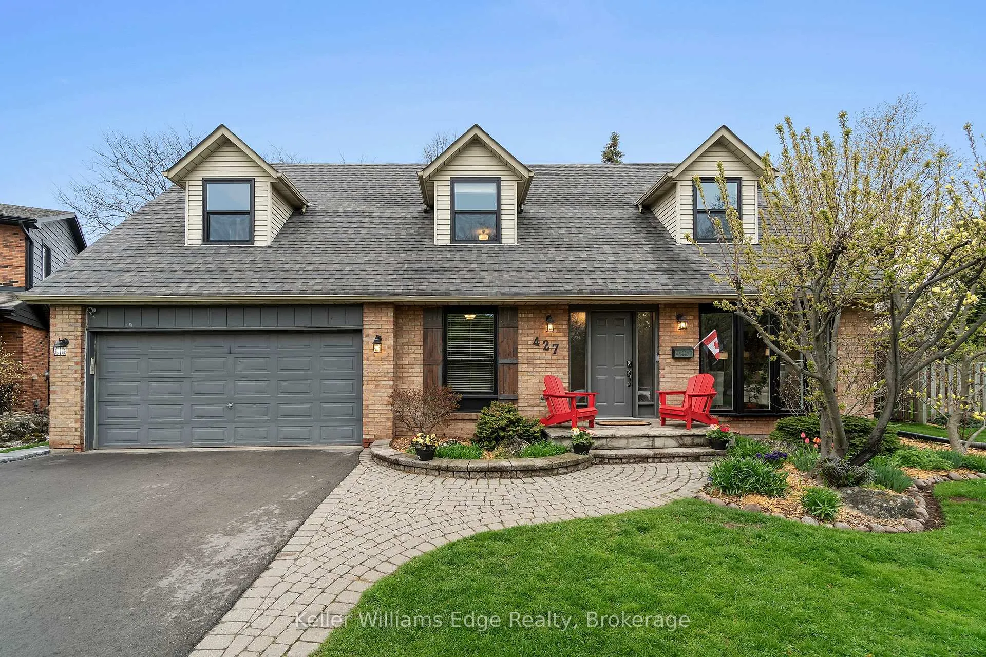 Photo 1 of 427 Mackay Court, Burlington, Shoreacres — HOMEH