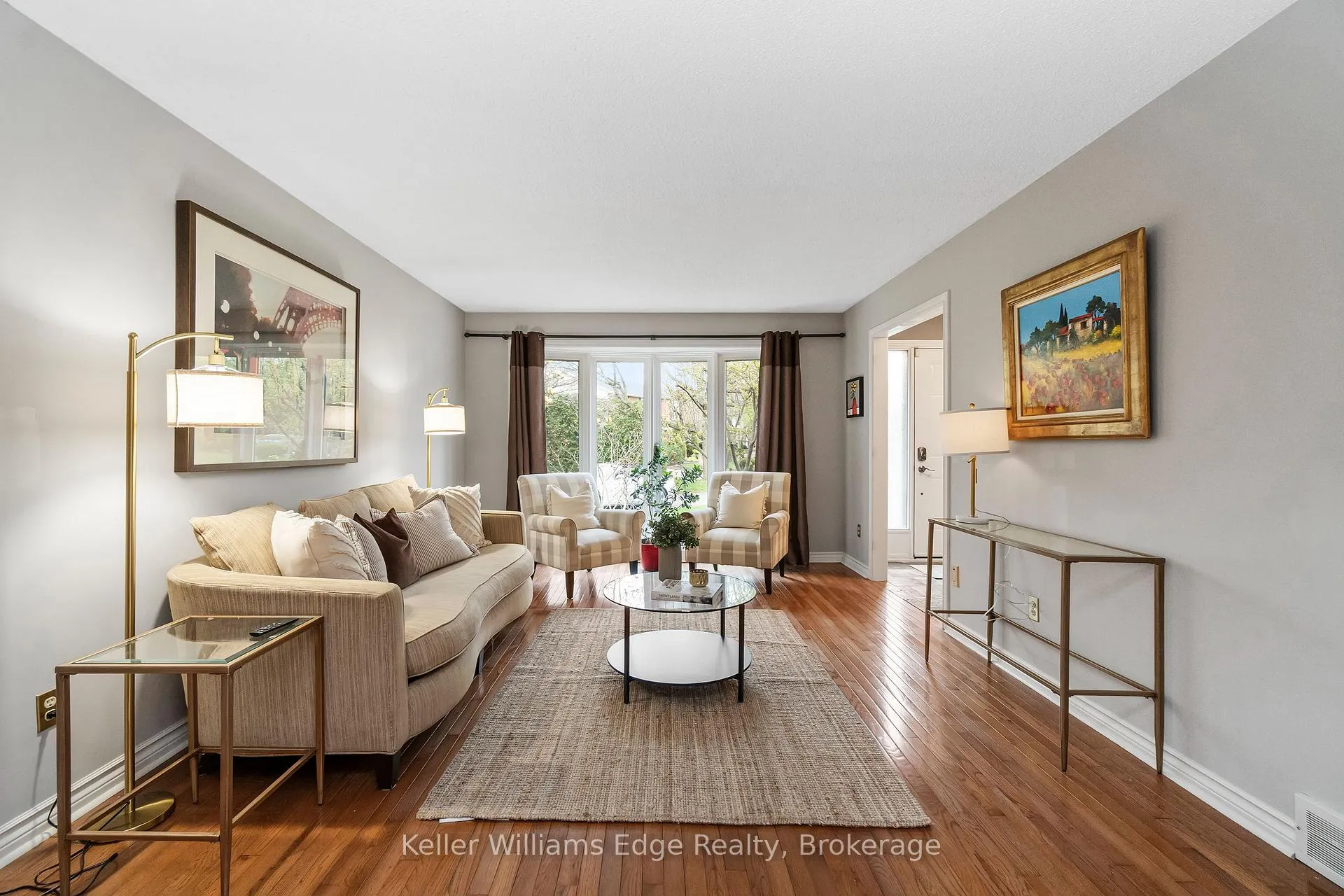Photo 7 of 427 Mackay Court, Burlington, Shoreacres — HOMEH