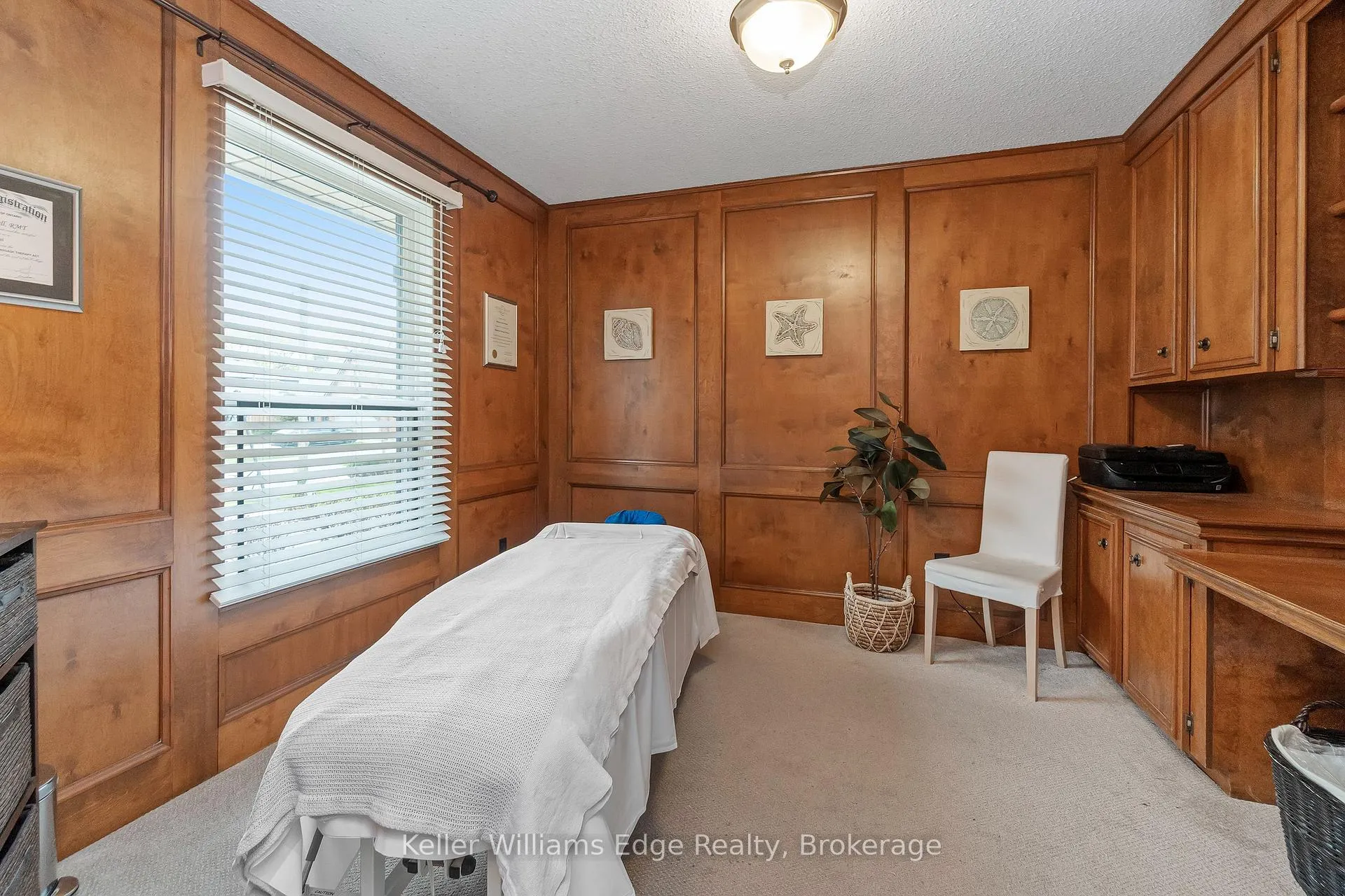 Photo 19 of 427 Mackay Court, Burlington, Shoreacres — HOMEH