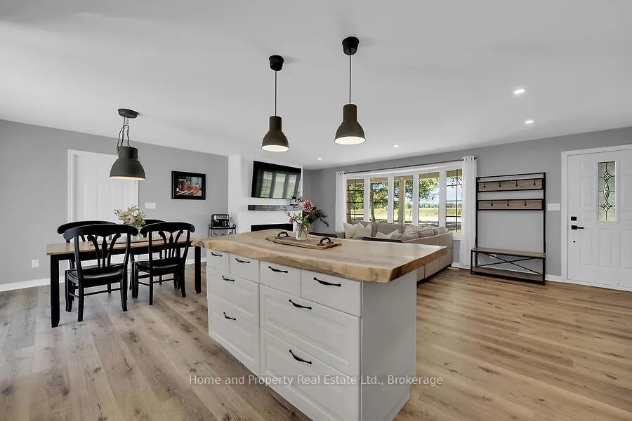 Photo 15 of 795 Port Maitland Road, Haldimand, Dunnville — HOMEH