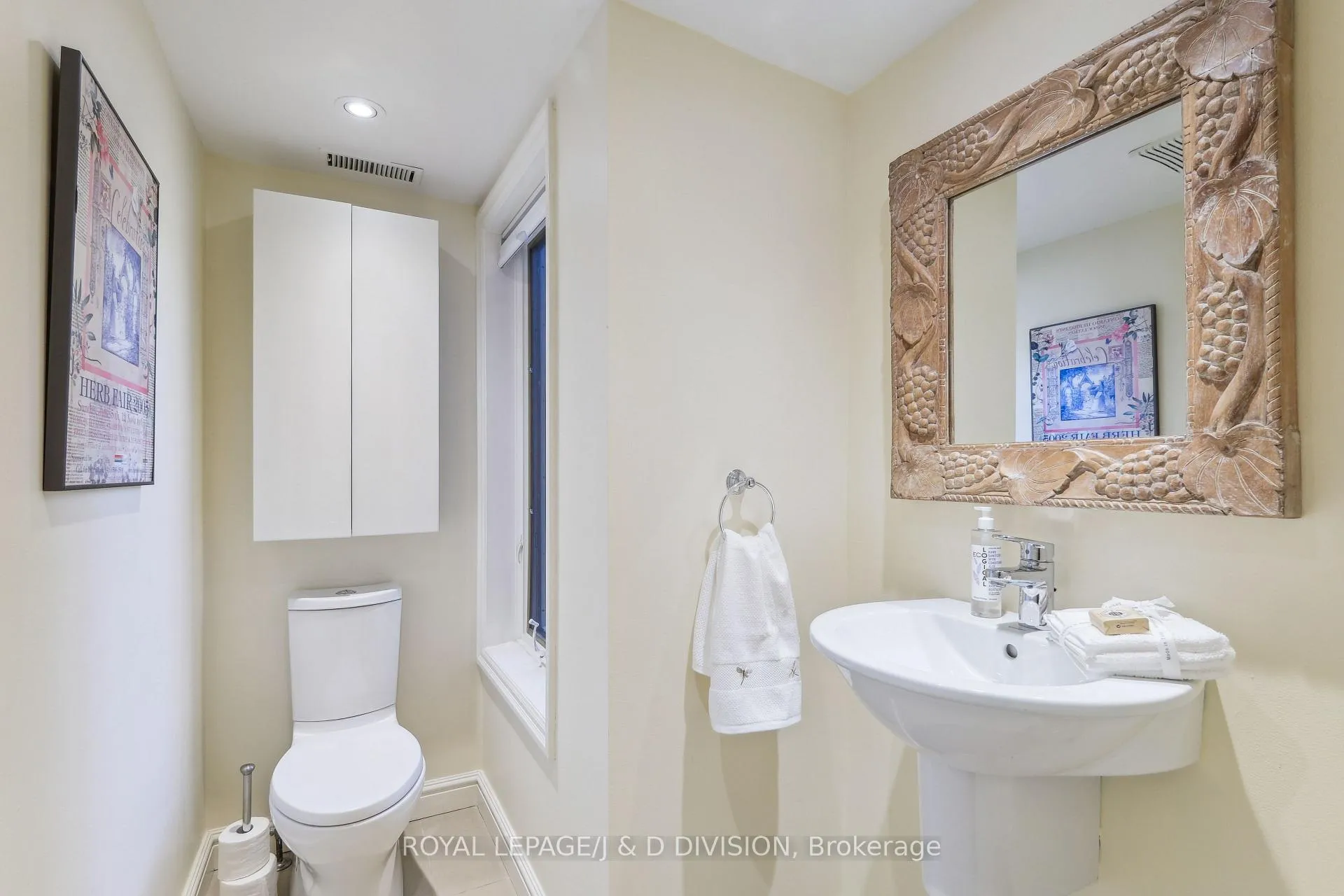Photo 17 of 88 Asquith Avenue, Toronto, Rosedale-Moore Park — HOMEH
