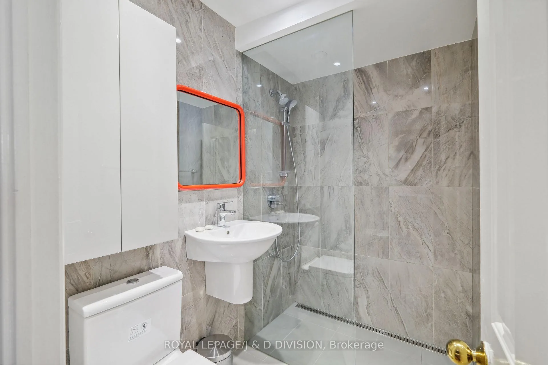 Photo 25 of 88 Asquith Avenue, Toronto, Rosedale-Moore Park — HOMEH