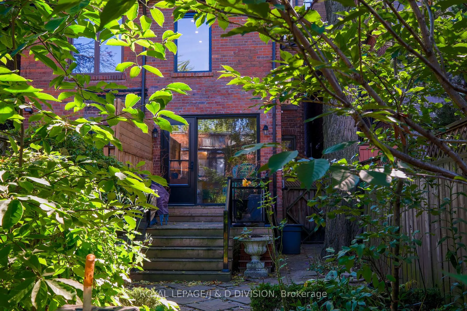 Photo 37 of 88 Asquith Avenue, Toronto, Rosedale-Moore Park — HOMEH