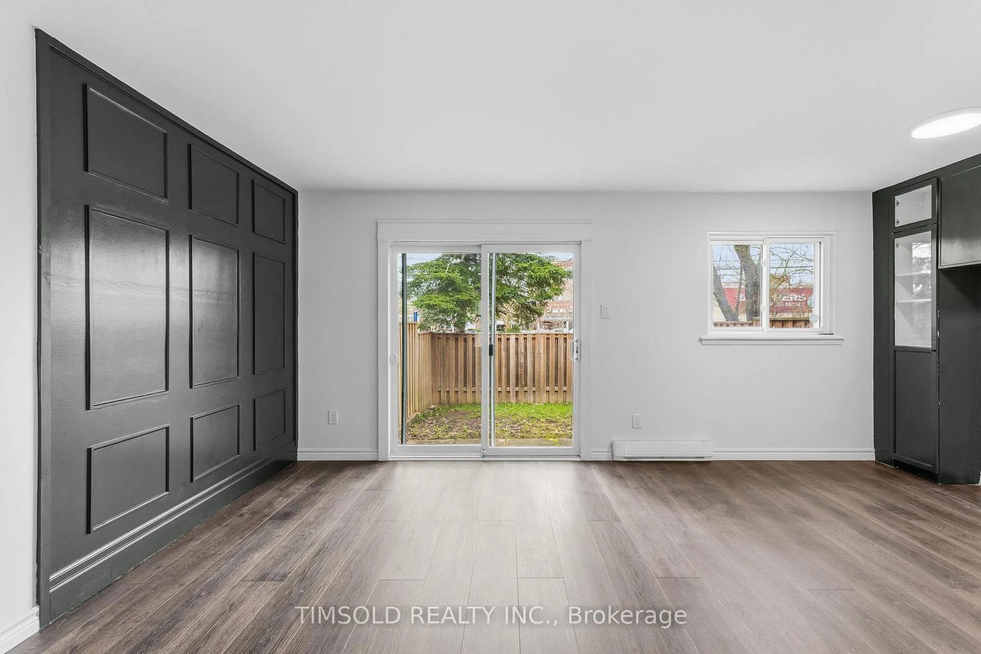 Photo 8 of 14 Gordon Way, Markham, Aileen-Willowbrook — HOMEH