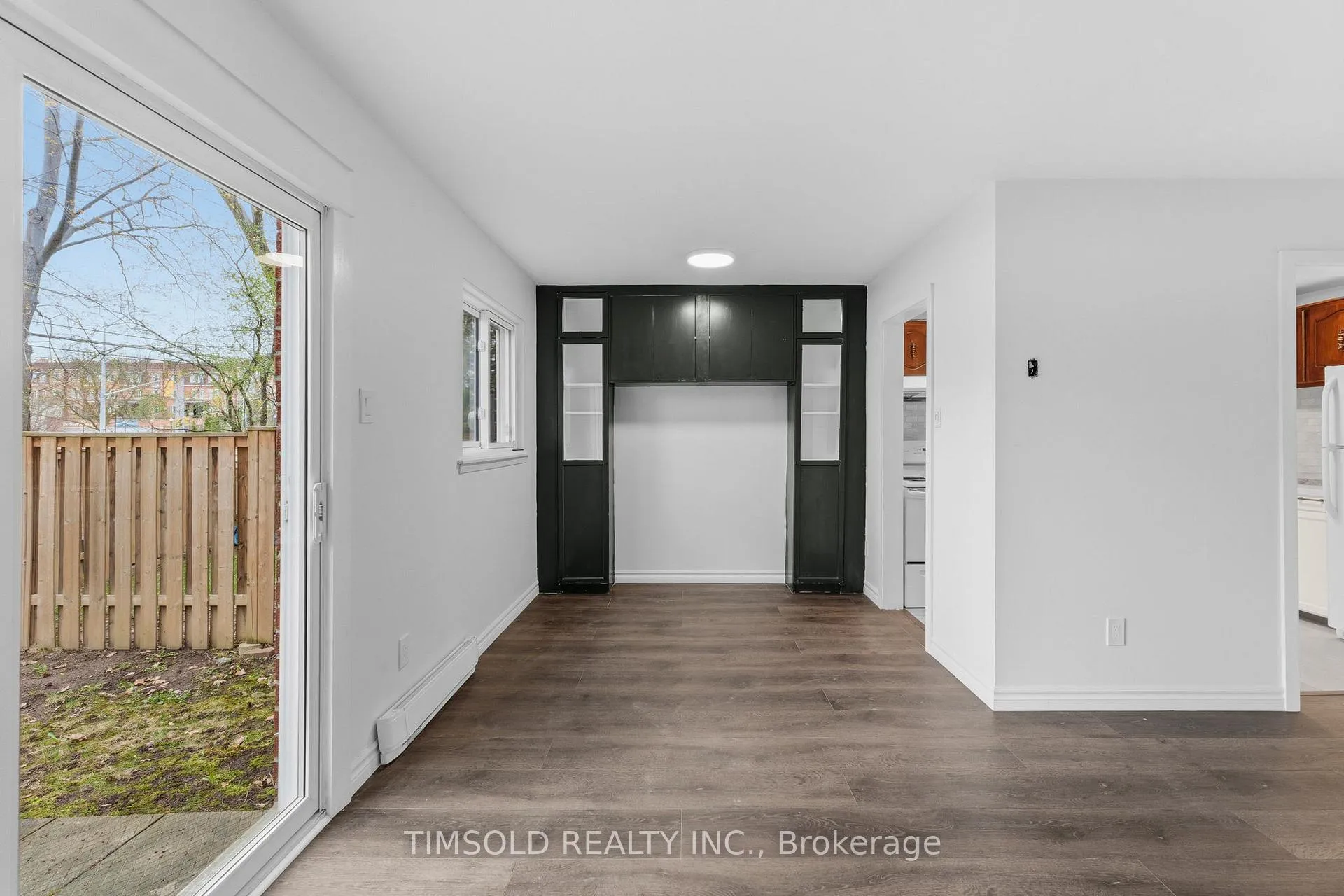 Photo 9 of 14 Gordon Way, Markham, Aileen-Willowbrook — HOMEH