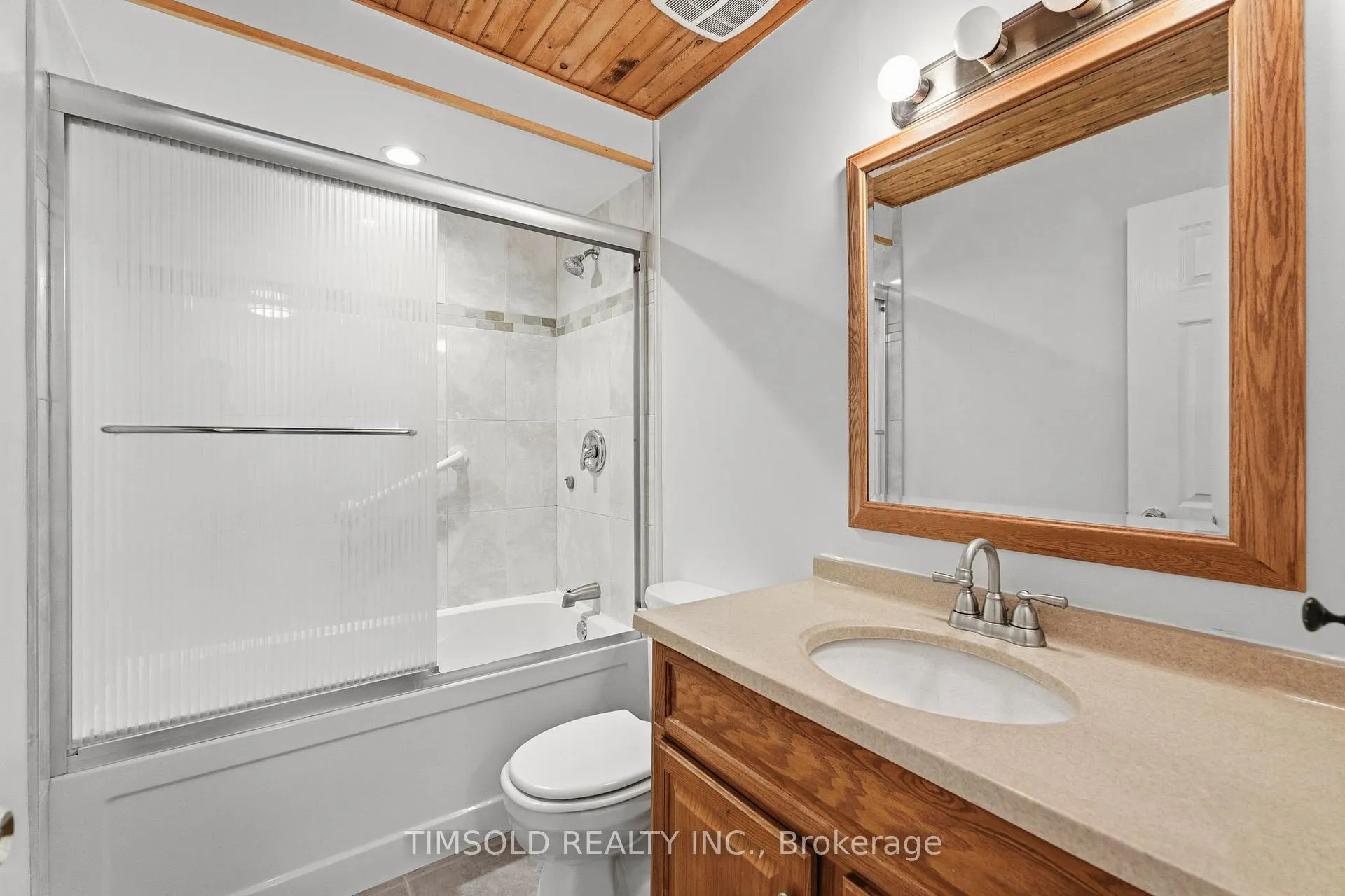 Photo 22 of 14 Gordon Way, Markham, Aileen-Willowbrook — HOMEH