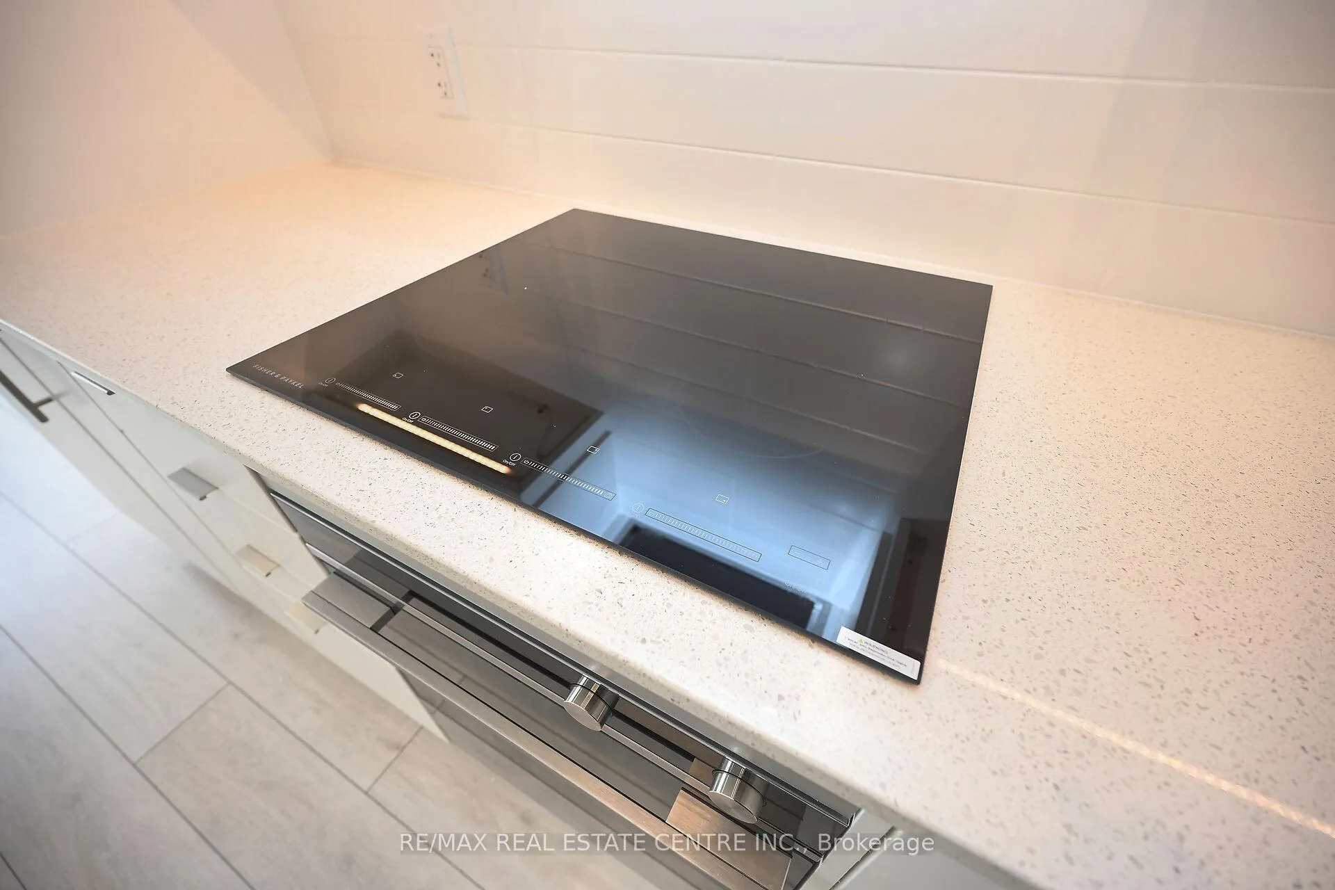 Photo 20 of Unit 707, 30 Elm Drive W, Mississauga, City Centre — HOMEH