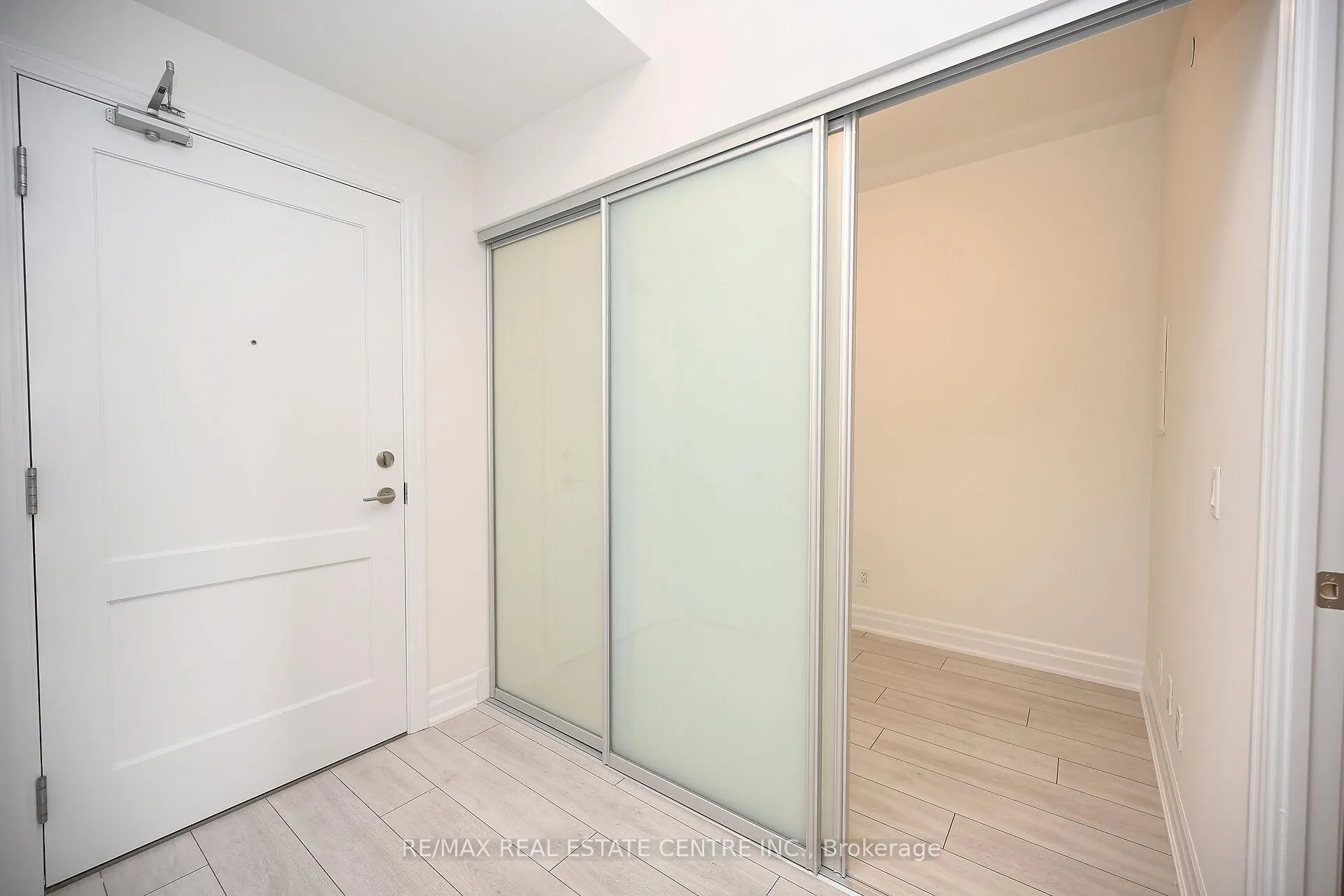 Photo 24 of Unit 707, 30 Elm Drive W, Mississauga, City Centre — HOMEH
