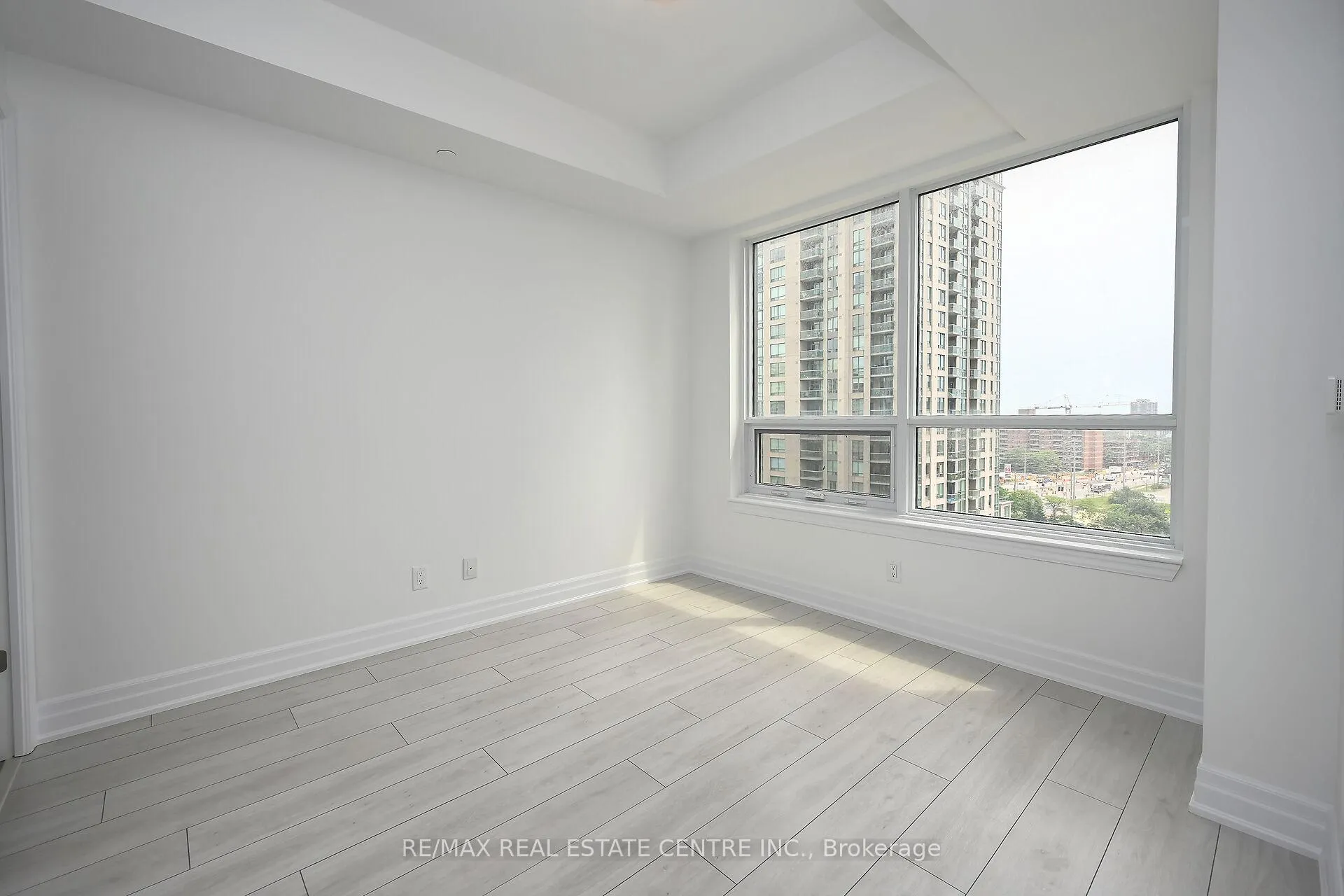 Photo 33 of Unit 707, 30 Elm Drive W, Mississauga, City Centre — HOMEH