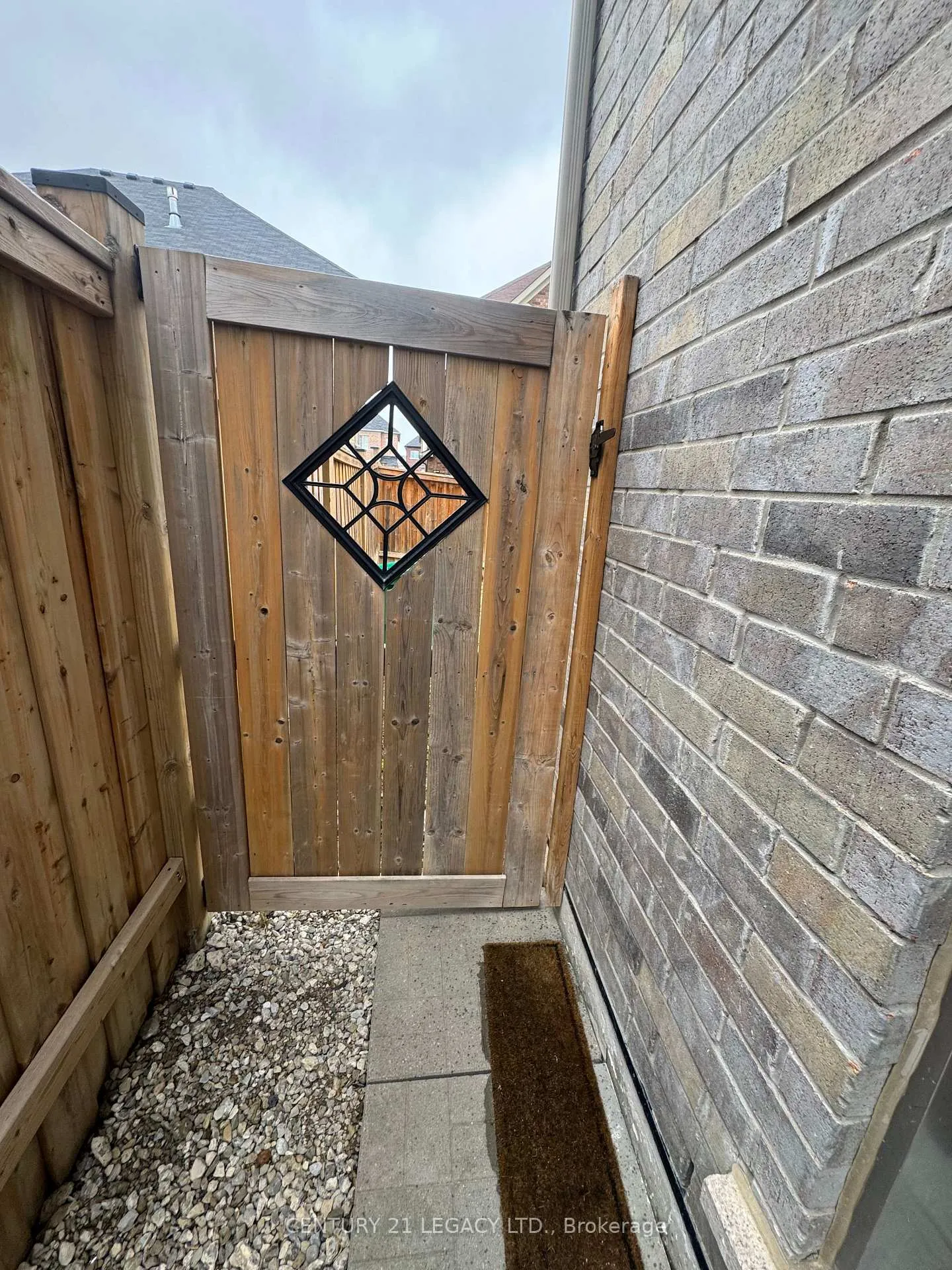 Photo 6 of Unit Bsmt, 26 Cloverhaven Road, Brampton, Toronto Gore Rural Estate — HOMEH