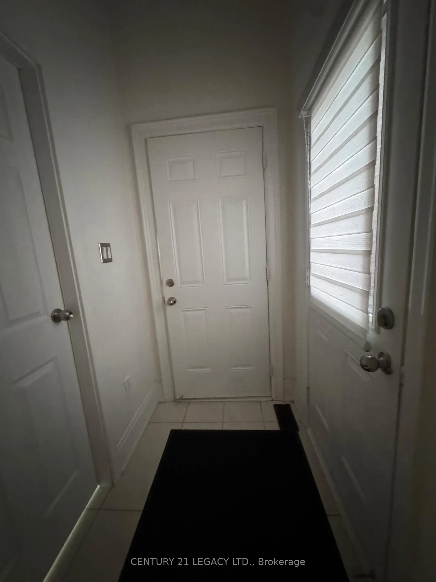 Photo 9 of Unit Bsmt, 26 Cloverhaven Road, Brampton, Toronto Gore Rural Estate — HOMEH