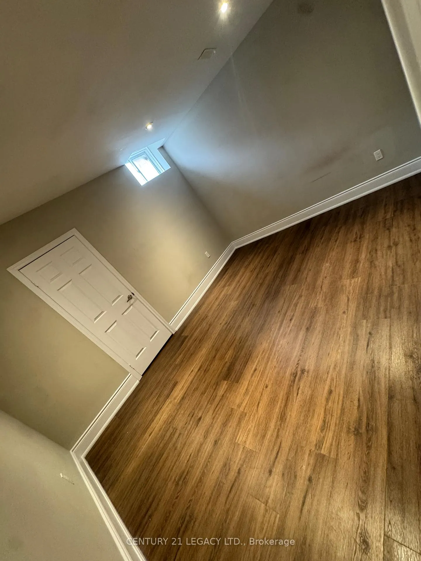 Photo 16 of Unit Bsmt, 26 Cloverhaven Road, Brampton, Toronto Gore Rural Estate — HOMEH