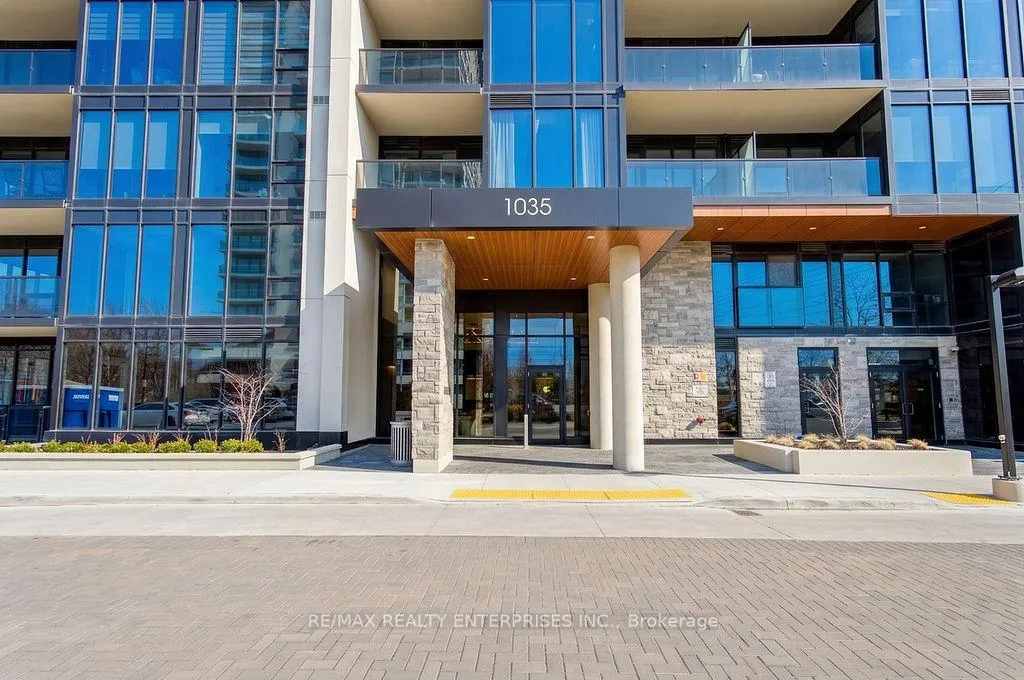 Front of Unit 1406, 1035 Southdown Road