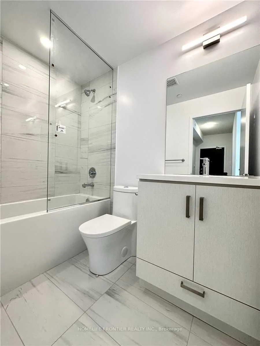 Photo 14 of Unit 605, 38 Honeycrisp Crescent, Vaughan, Vaughan Corporate Centre — HOMEH