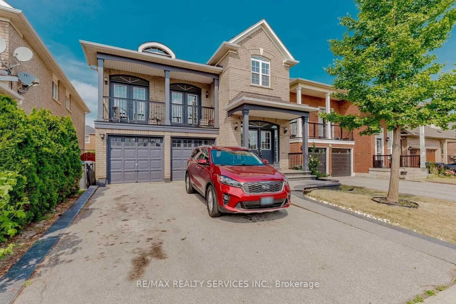 Photo 1 of 339 Edenbrook Hill (UPPER) Drive, Brampton, Fletcher's Meadow — HOMEH