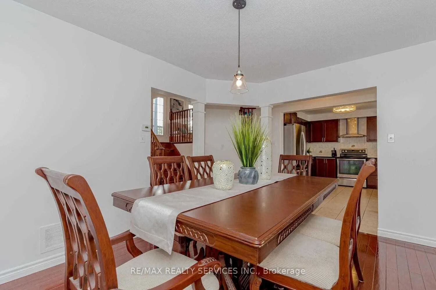 Photo 13 of 339 Edenbrook Hill (UPPER) Drive, Brampton, Fletcher's Meadow — HOMEH