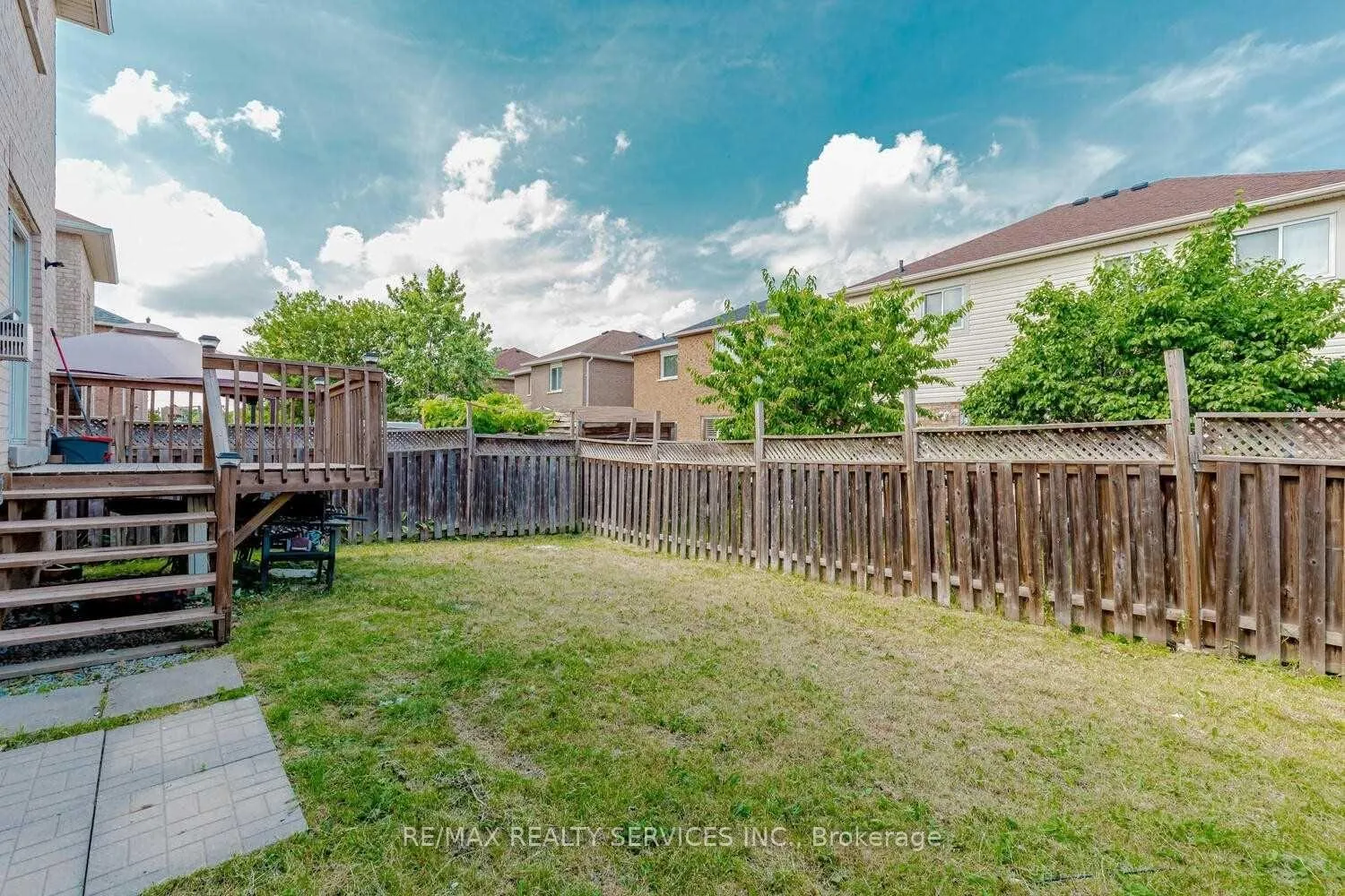 Photo 27 of 339 Edenbrook Hill (UPPER) Drive, Brampton, Fletcher's Meadow — HOMEH
