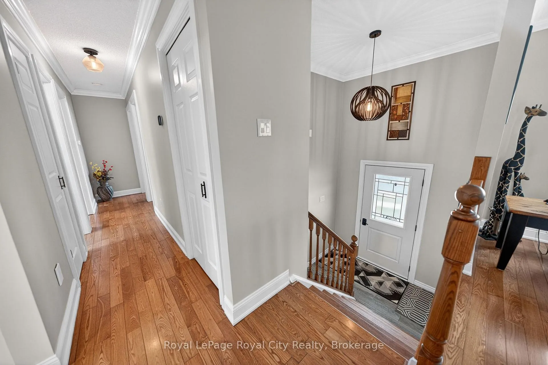Photo 22 of 69 Sanderson Drive, Guelph, Willow West/Sugarbush/West Acres — HOMEH
