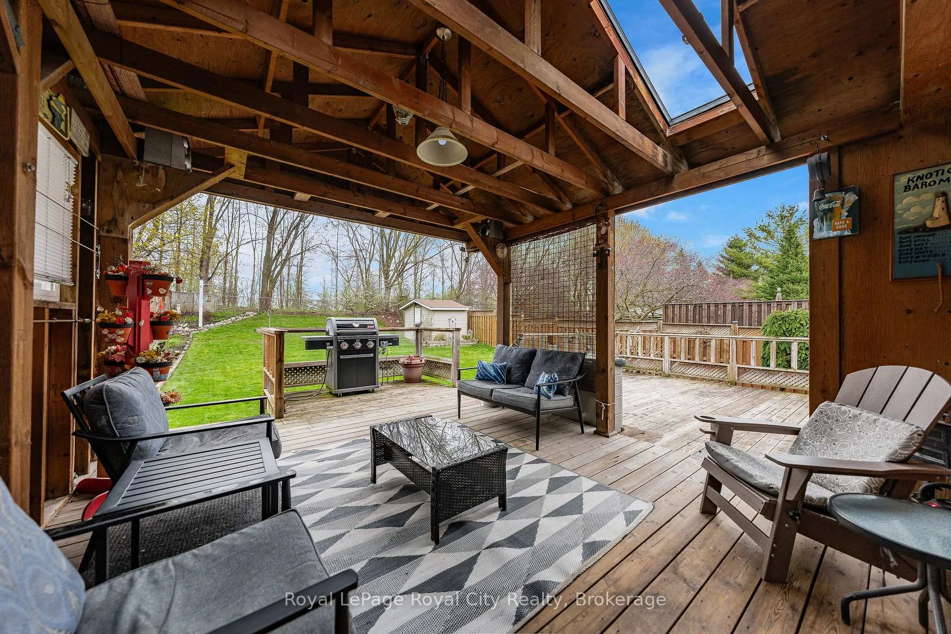 Photo 33 of 69 Sanderson Drive, Guelph, Willow West/Sugarbush/West Acres — HOMEH