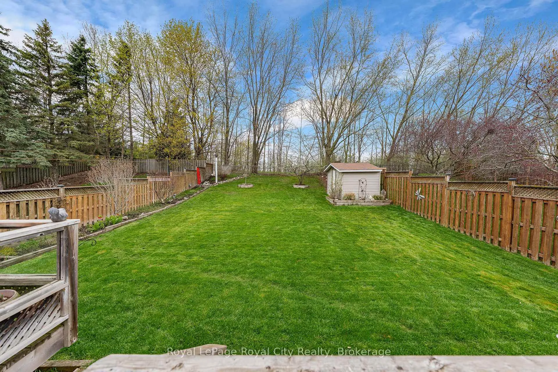 Photo 35 of 69 Sanderson Drive, Guelph, Willow West/Sugarbush/West Acres — HOMEH