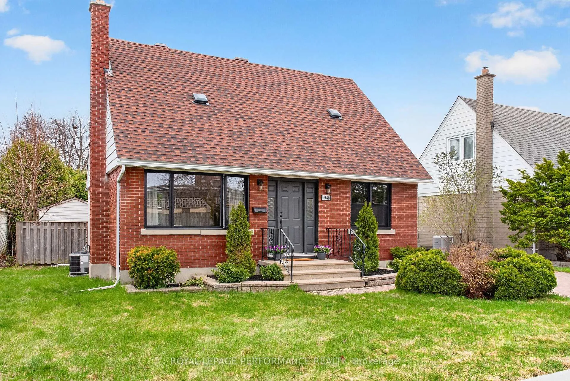 Photo 1 of 1948 Othello Avenue, Ottawa, Elmvale Acres/Urbandale — HOMEH