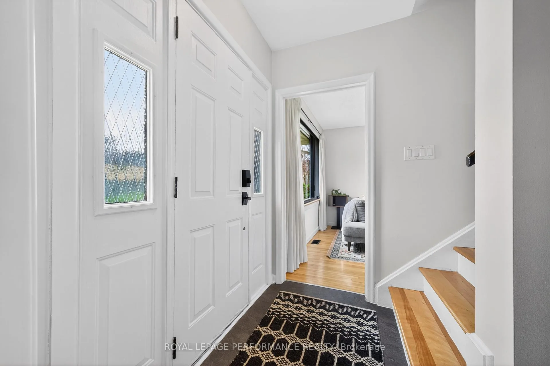 Photo 5 of 1948 Othello Avenue, Ottawa, Elmvale Acres/Urbandale — HOMEH