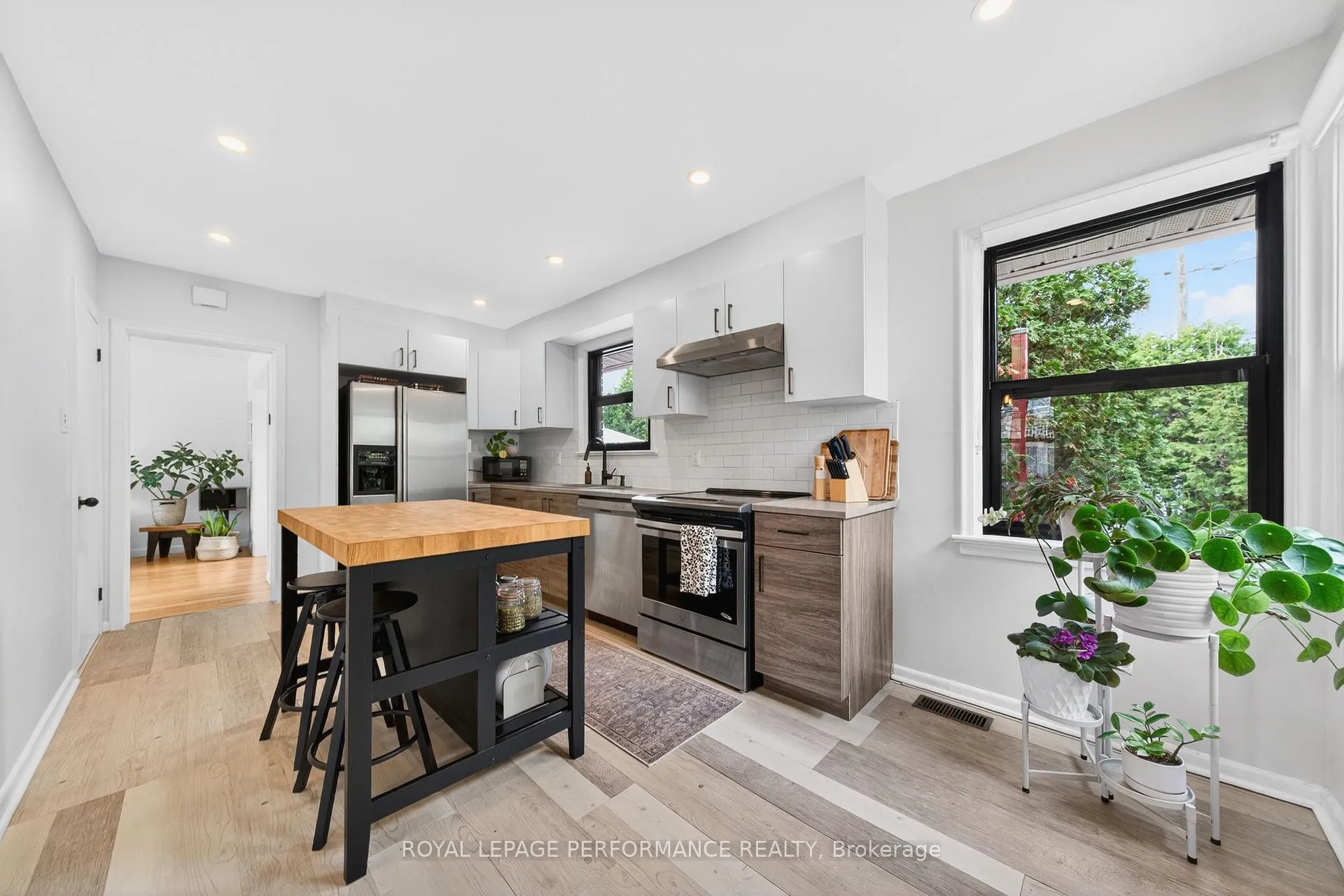 Photo 15 of 1948 Othello Avenue, Ottawa, Elmvale Acres/Urbandale — HOMEH