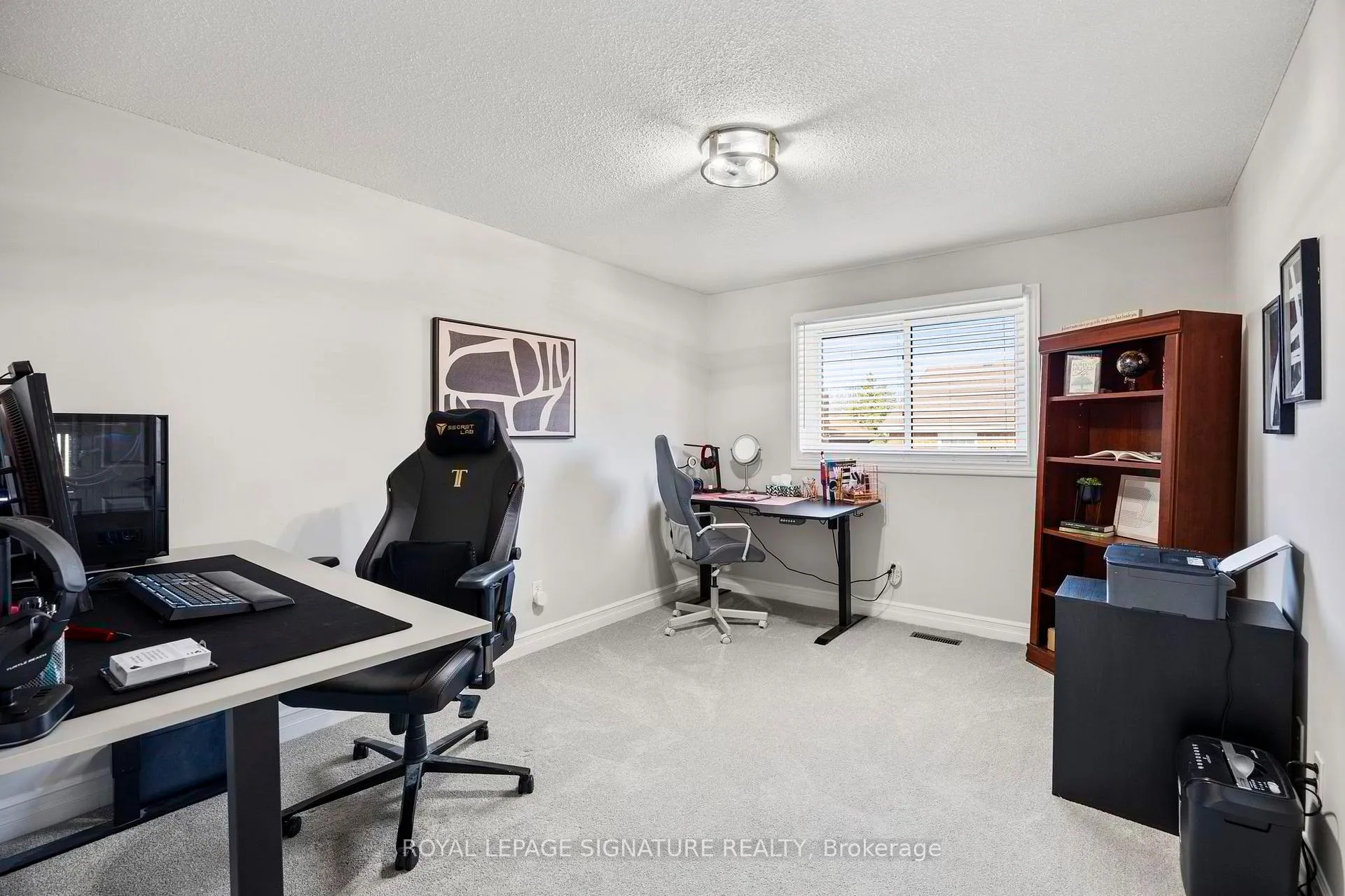 Photo 23 of 661 Weyburn Square, Pickering, Amberlea — HOMEH