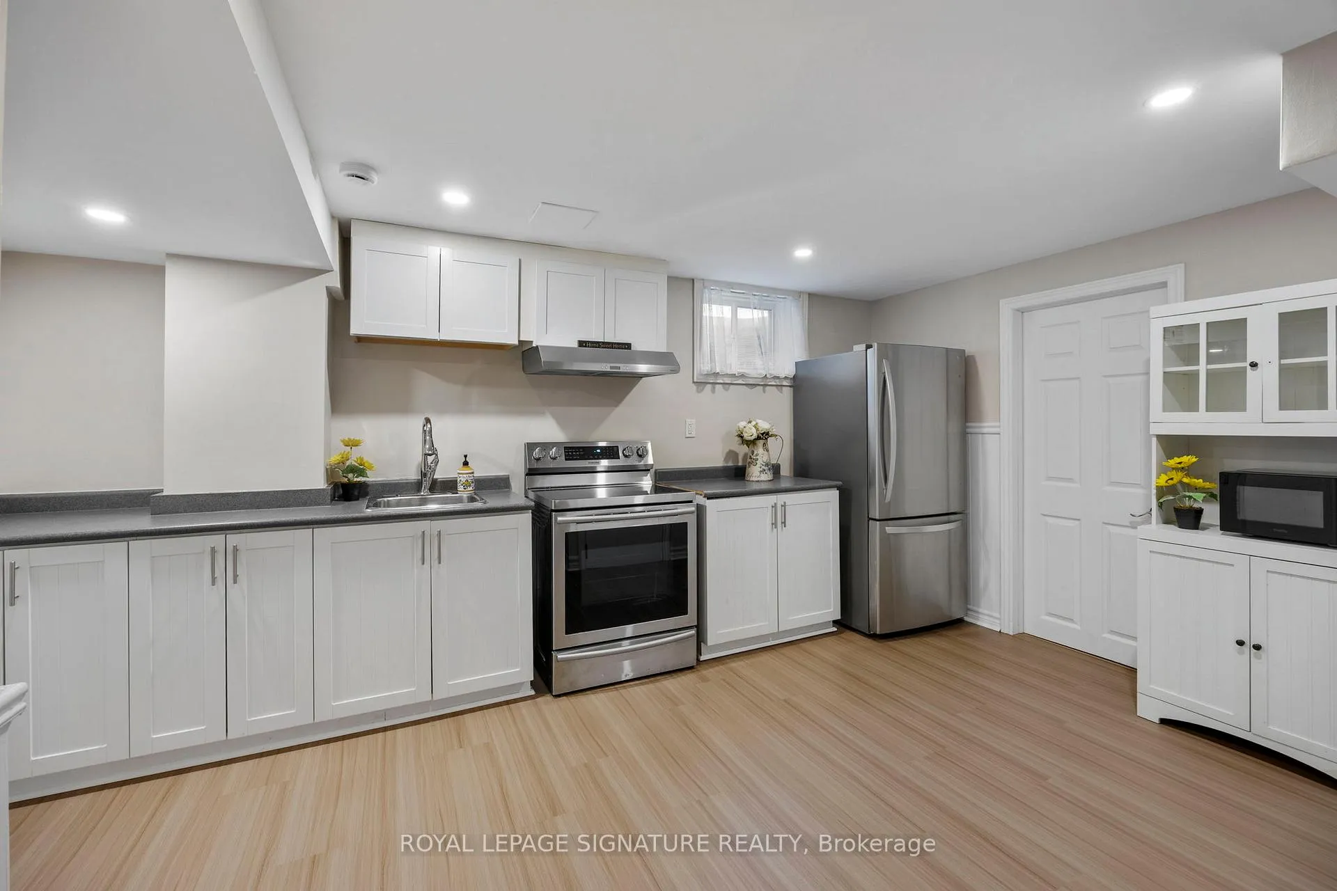 Photo 31 of 661 Weyburn Square, Pickering, Amberlea — HOMEH