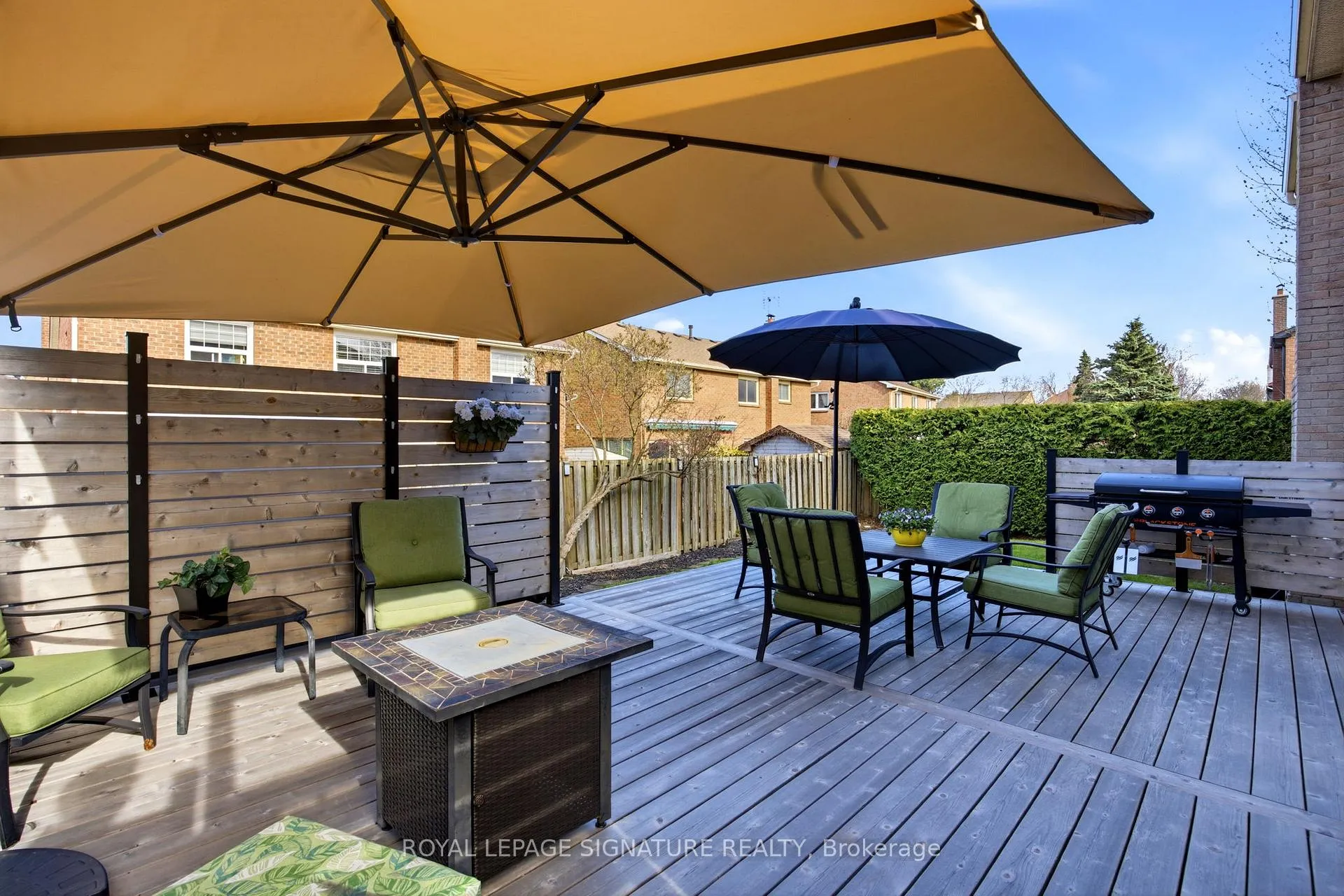Photo 33 of 661 Weyburn Square, Pickering, Amberlea — HOMEH