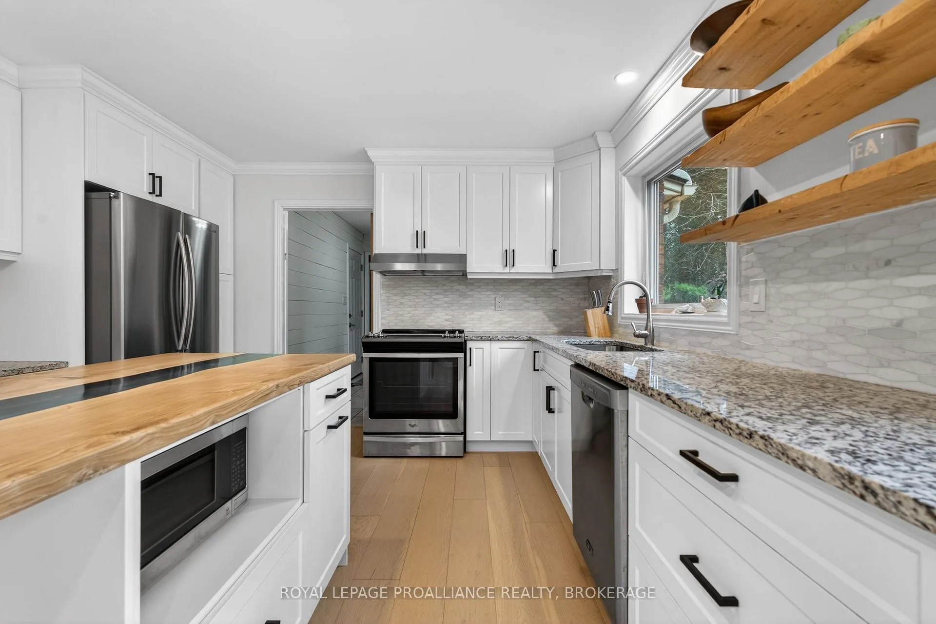 Photo 9 of 1081 Knight'S Lane, Frontenac, Frontenac South — HOMEH