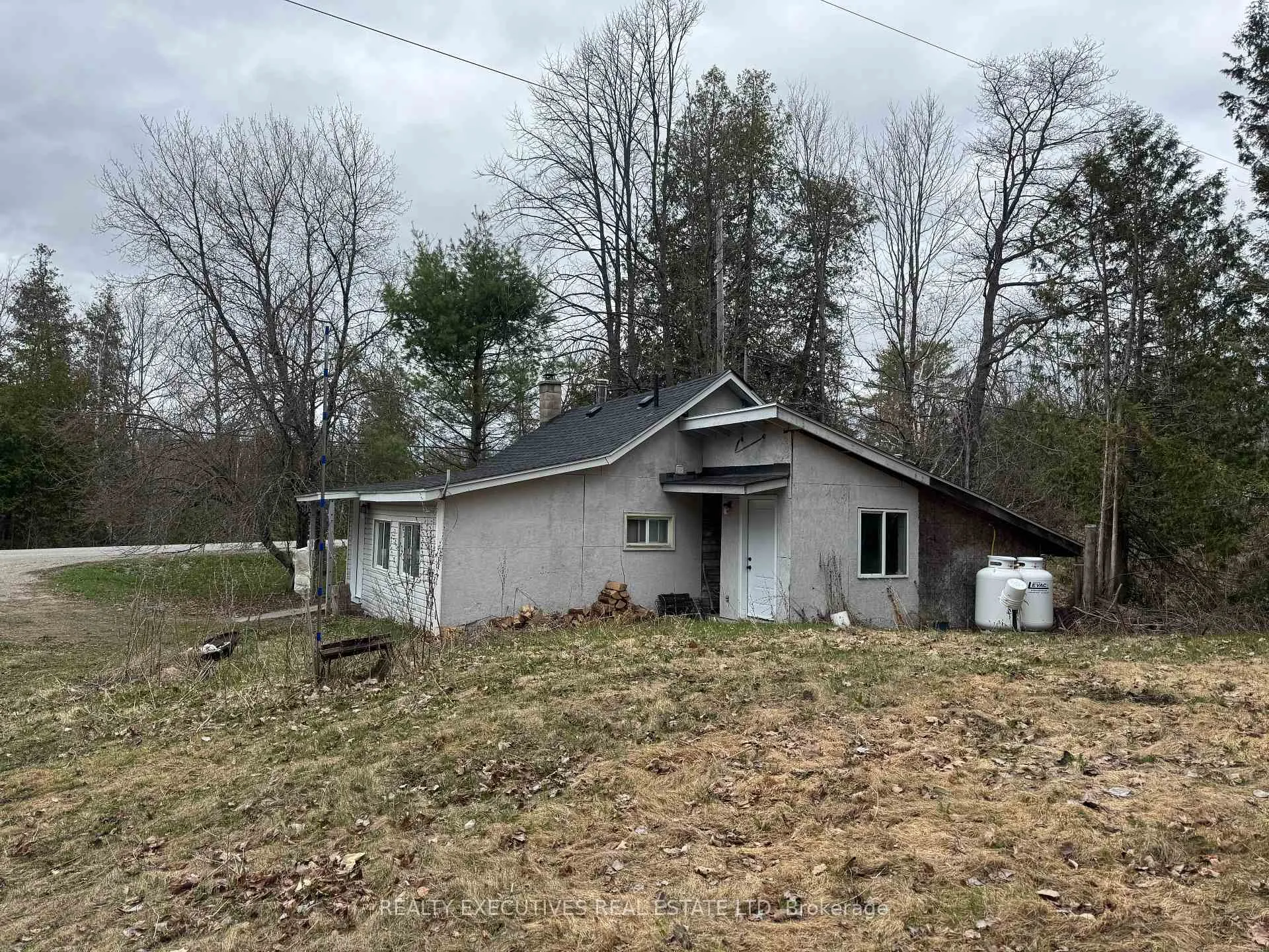 Photo 2 of 10146 509 Road N, Frontenac, Frontenac North — HOMEH