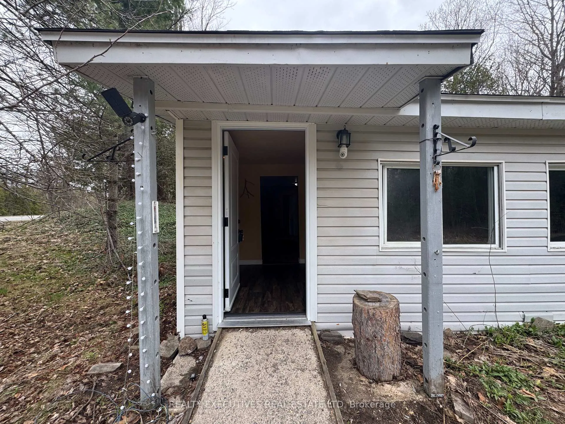 Photo 4 of 10146 509 Road N, Frontenac, Frontenac North — HOMEH