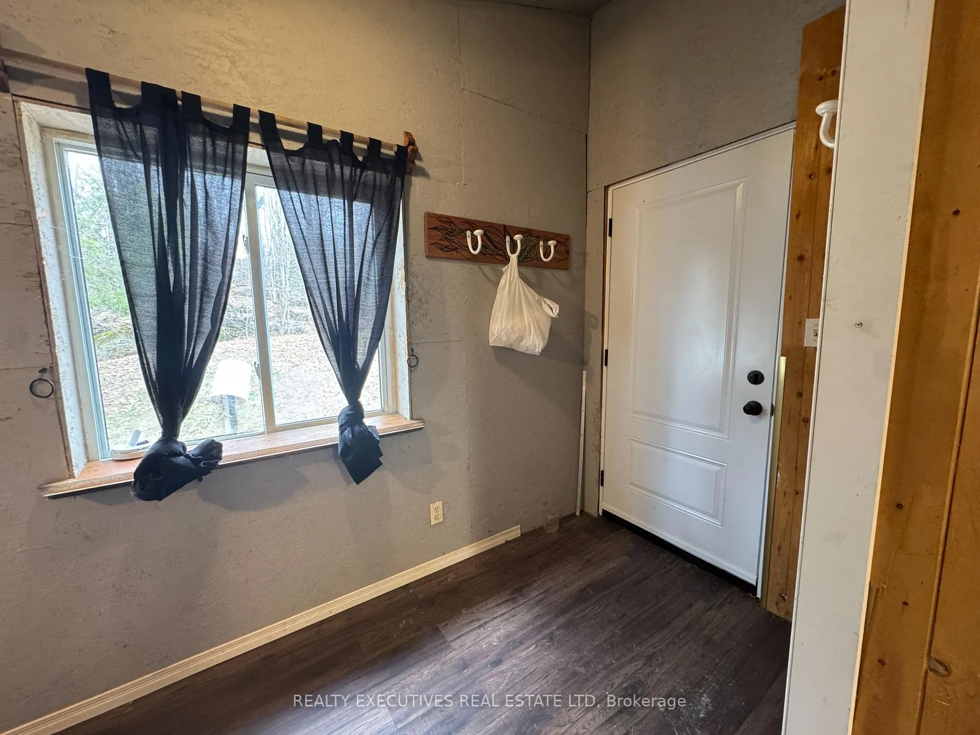 Photo 21 of 10146 509 Road N, Frontenac, Frontenac North — HOMEH