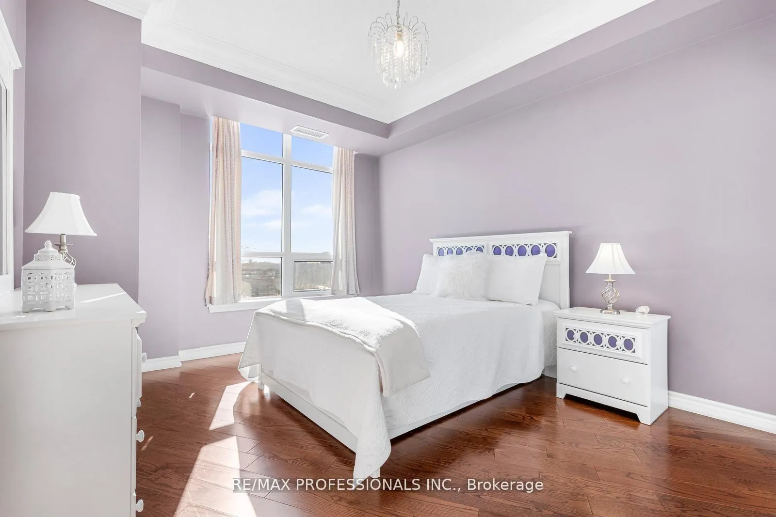 Photo 9 of Unit 903, 1135 Royal York Road, Etobicoke, Edenbridge-Humber Valley — HOMEH