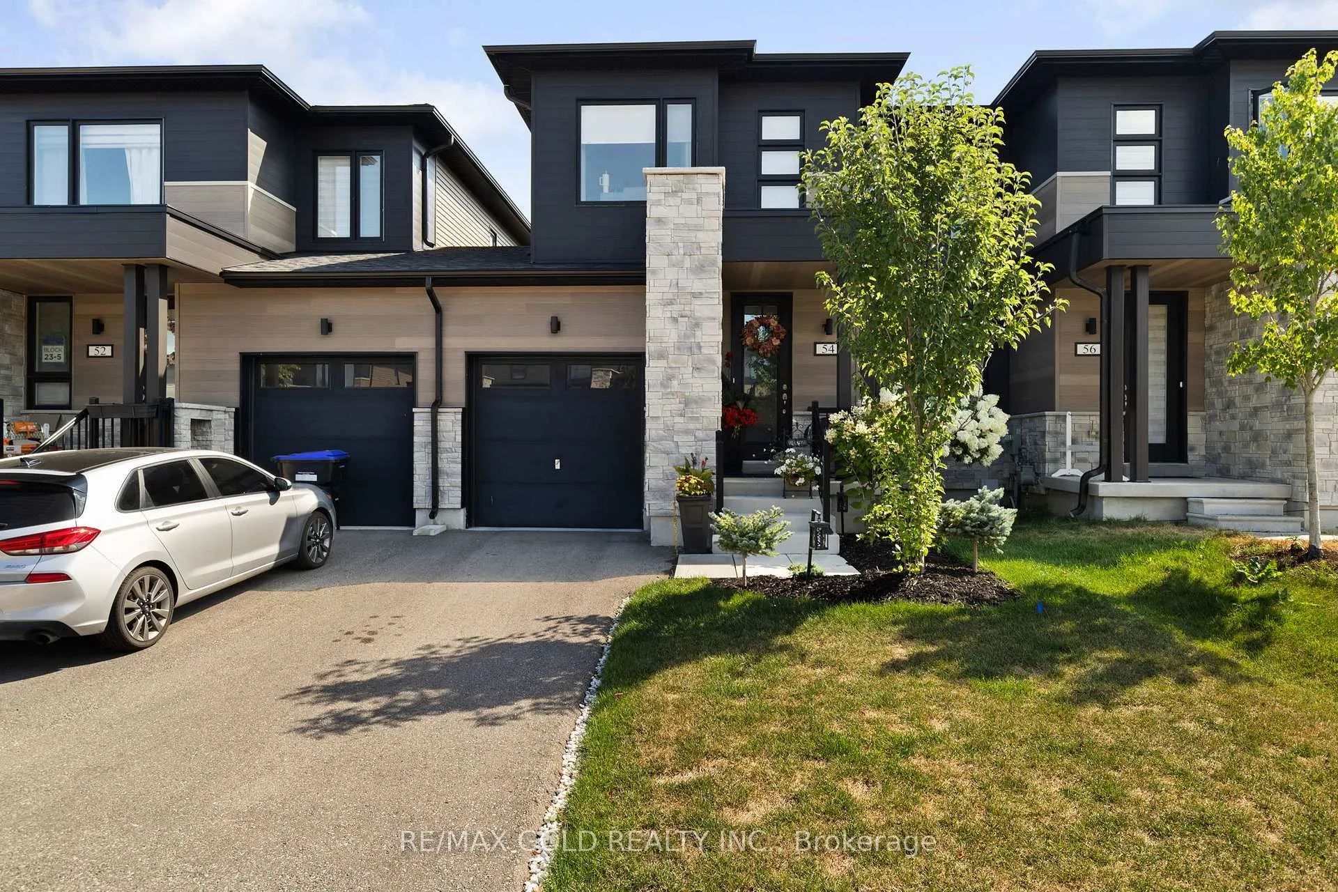 Front of 54 Eberhardt Drive