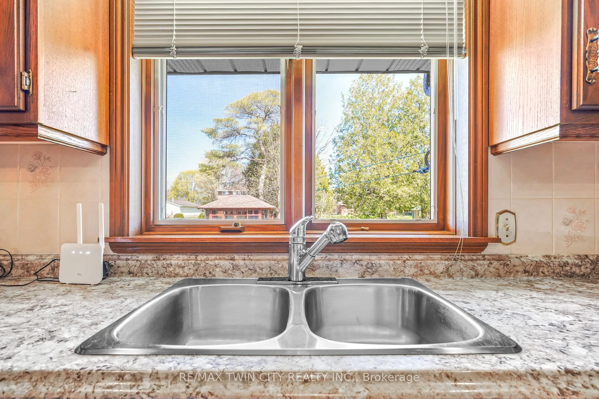 Photo 18 of 14 Kimberly Road, Brant, Brantford Twp — HOMEH