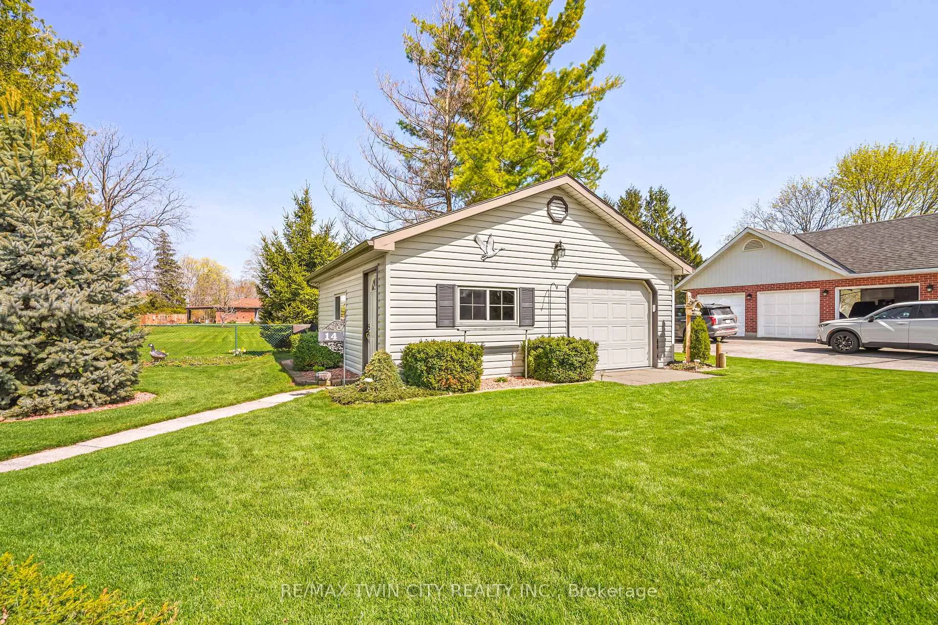 Photo 40 of 14 Kimberly Road, Brant, Brantford Twp — HOMEH