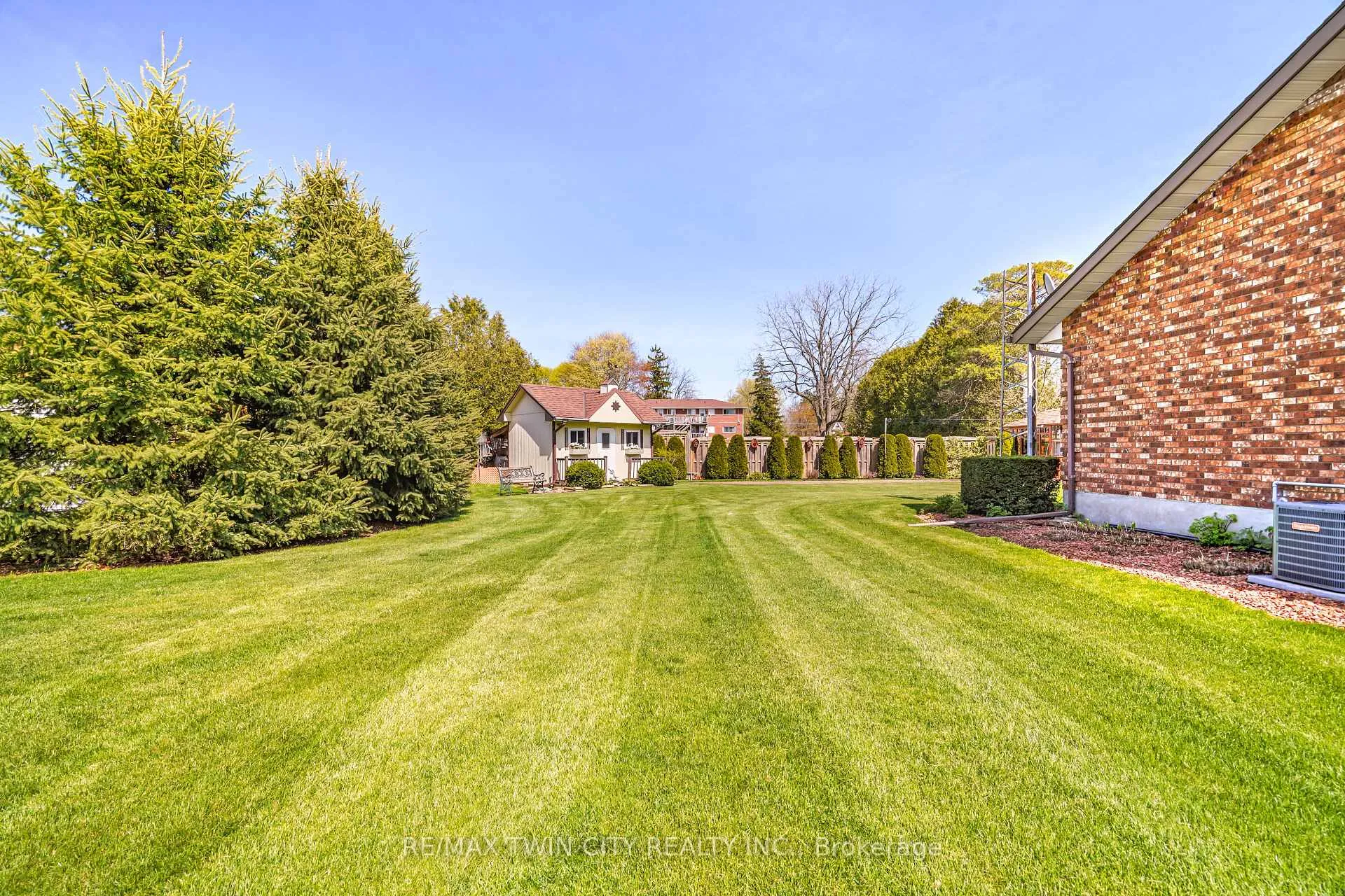 Photo 49 of 14 Kimberly Road, Brant, Brantford Twp — HOMEH