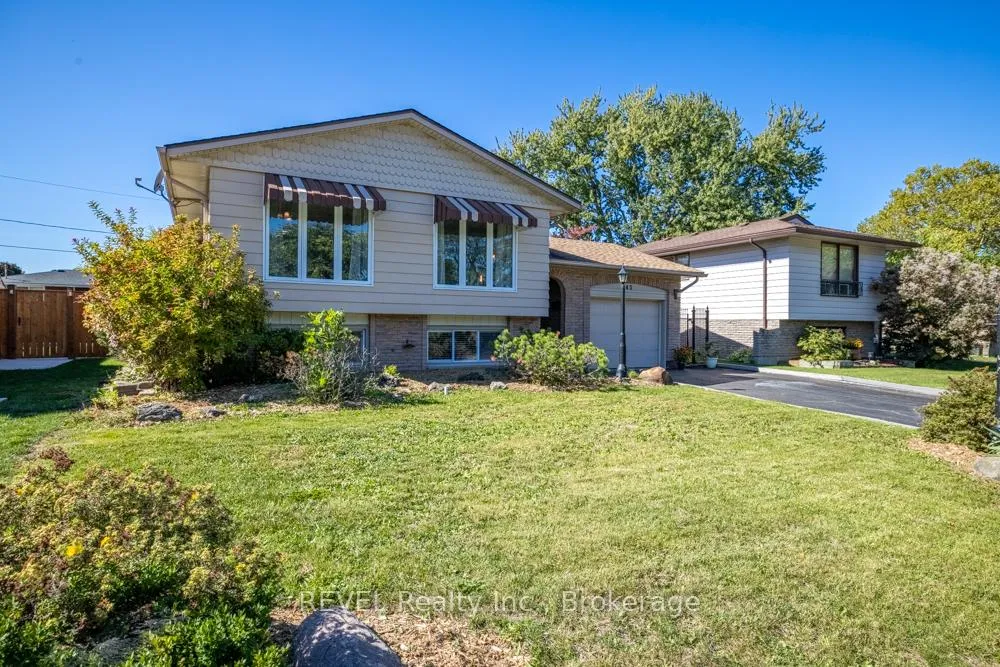 Photo 3 of 43 Trelawn Parkway, Welland, N. Welland — HOMEH