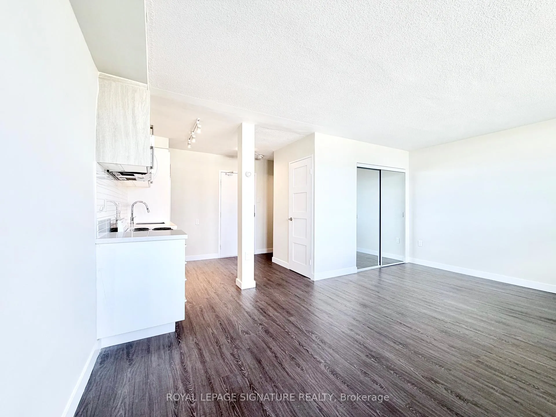 Photo 1 of Unit 1206, 1500 Bathurst Street, Toronto, Humewood-Cedarvale — HOMEH
