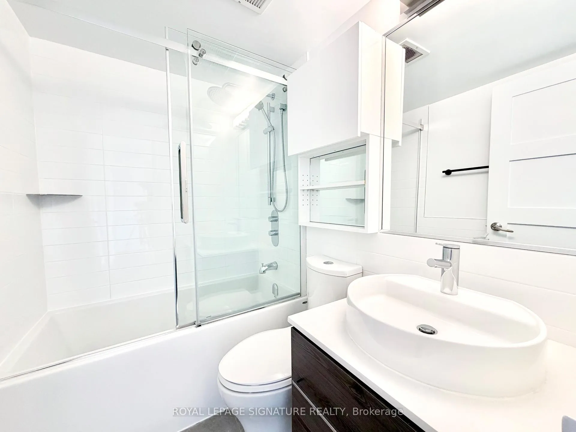 Photo 3 of Unit 1206, 1500 Bathurst Street, Toronto, Humewood-Cedarvale — HOMEH