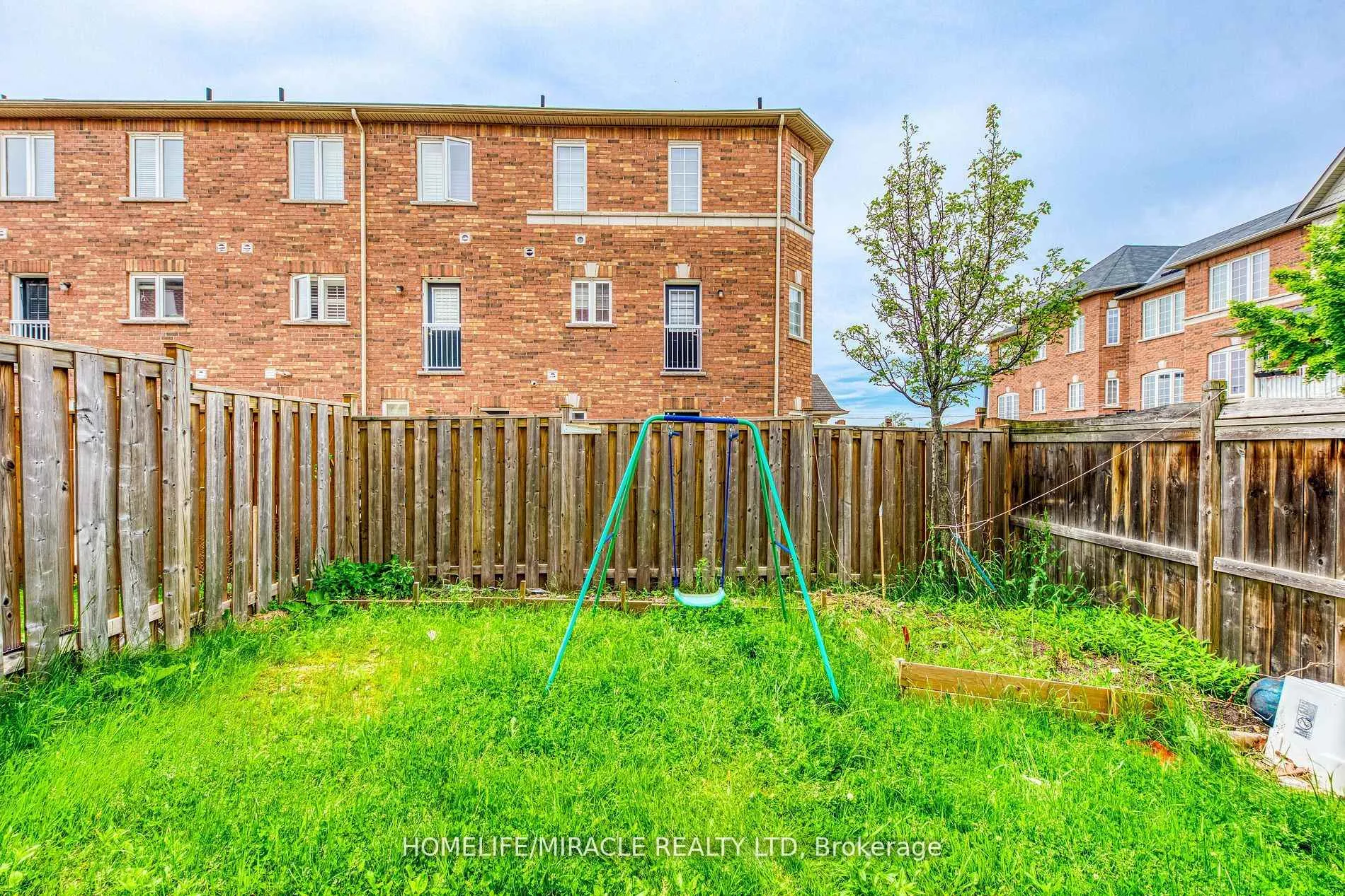 Photo 35 of 10 Gatlin Street, Brampton, Bram West — HOMEH